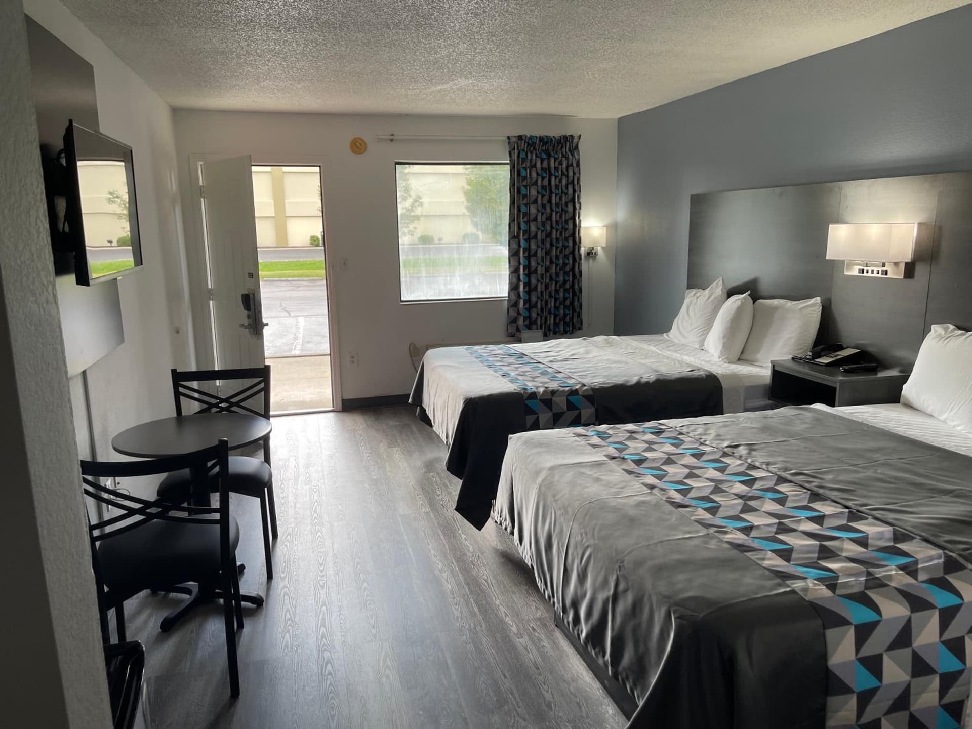 American Inn - Paducah interior in Paducah, KY — gallery photo 2