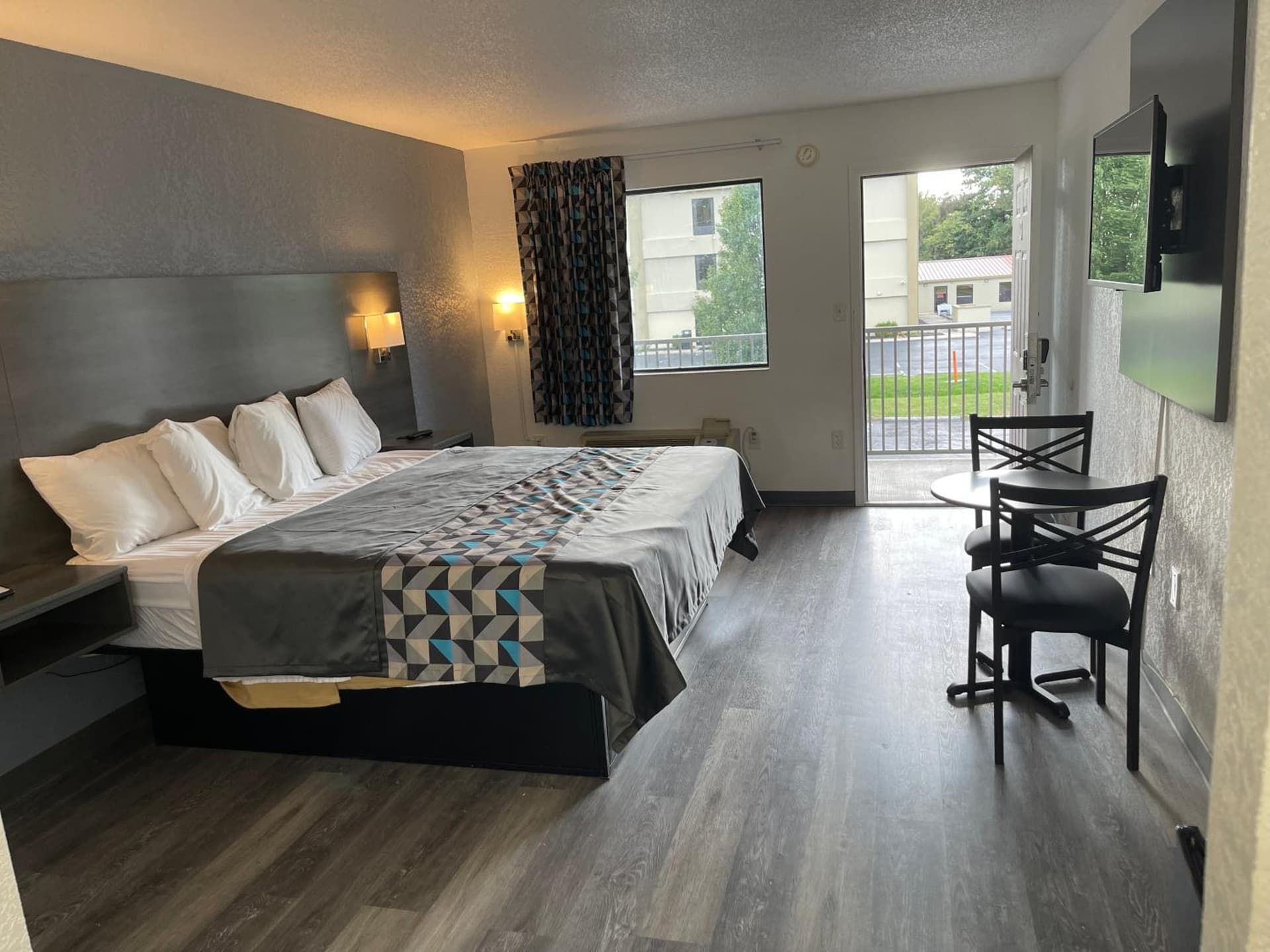 American Inn - Paducah property views in Paducah, KY — gallery photo 3