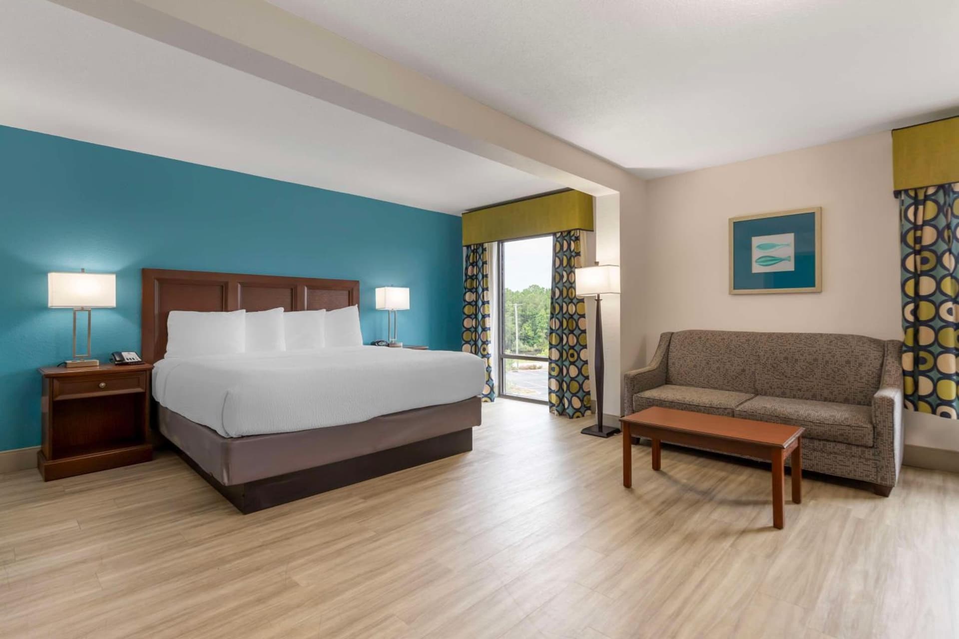 Best Western Plus Myrtle Beach@Intracoastal gallery photo in Myrtle Beach, SC — image 27