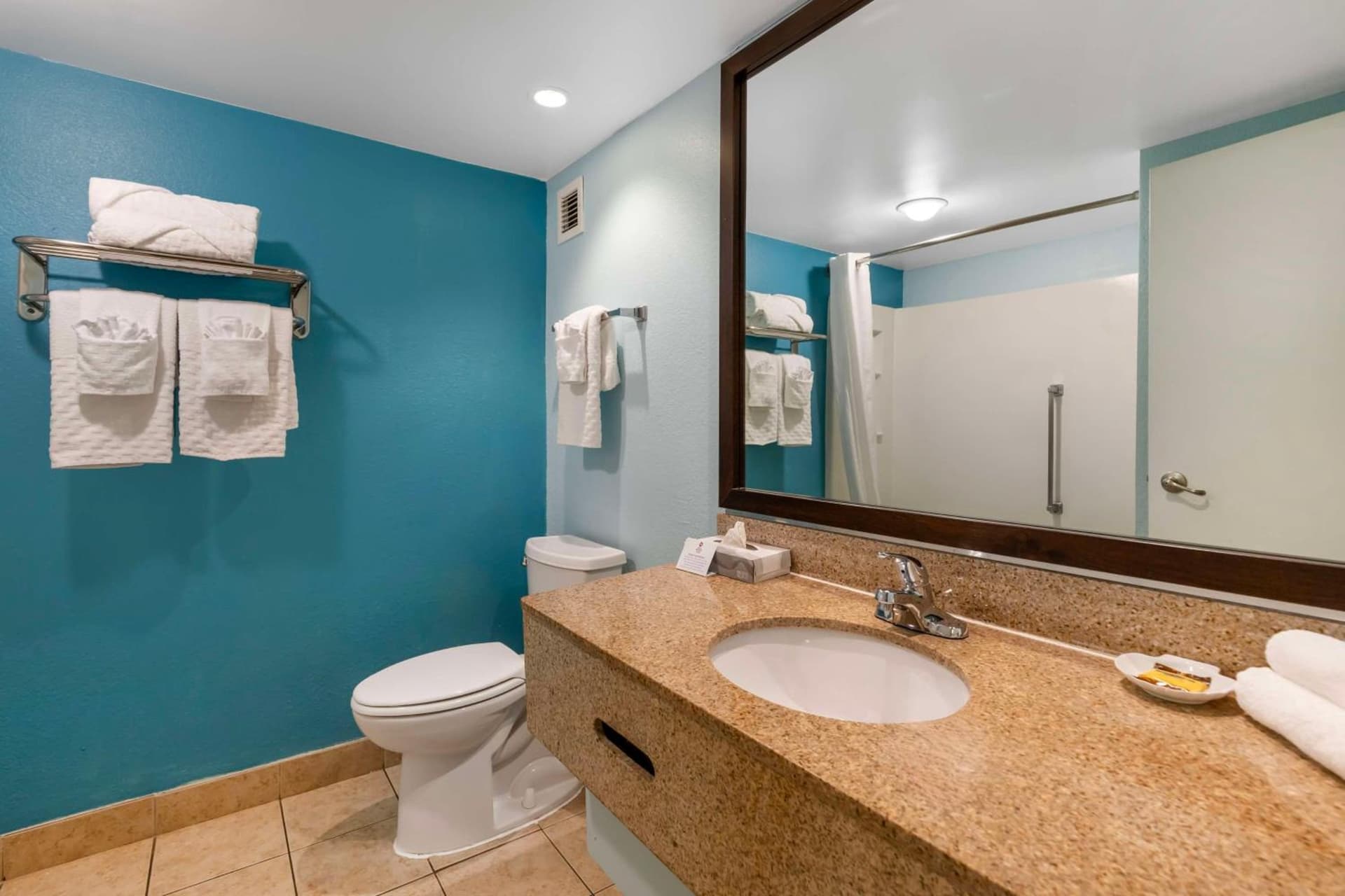 Best Western Plus Myrtle Beach@Intracoastal gallery photo in Myrtle Beach, SC — image 30