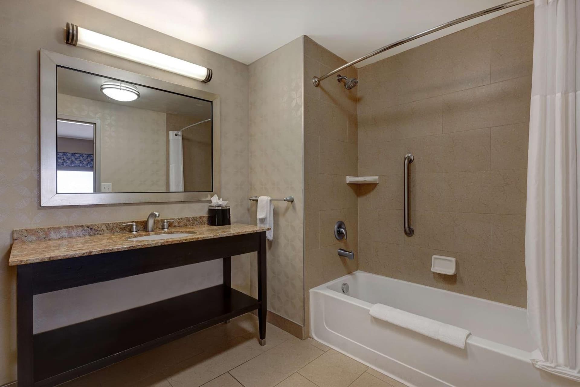 Hampton Inn & Suites Tampa Northwest/Oldsmar gallery photo in Oldsmar, FL — image 8