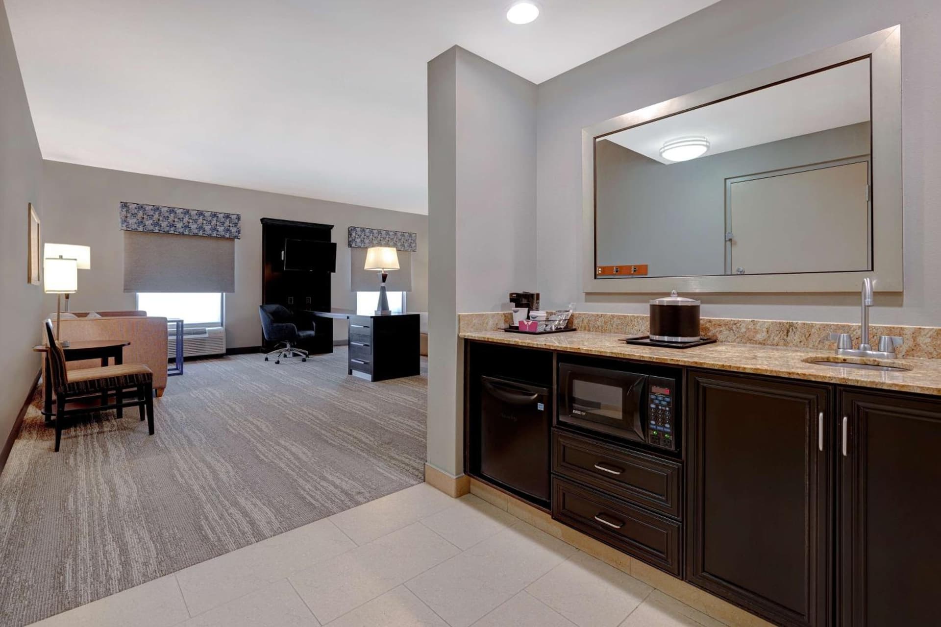 Hampton Inn & Suites Tampa Northwest/Oldsmar gallery photo in Oldsmar, FL — image 25