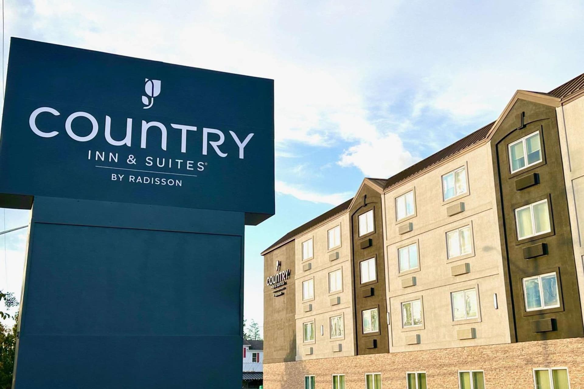 Country Inn & Suites by Radisson Rehoboth Beach - Dewey featured exterior or lobby in Rehoboth Beach, DE — similar hotel