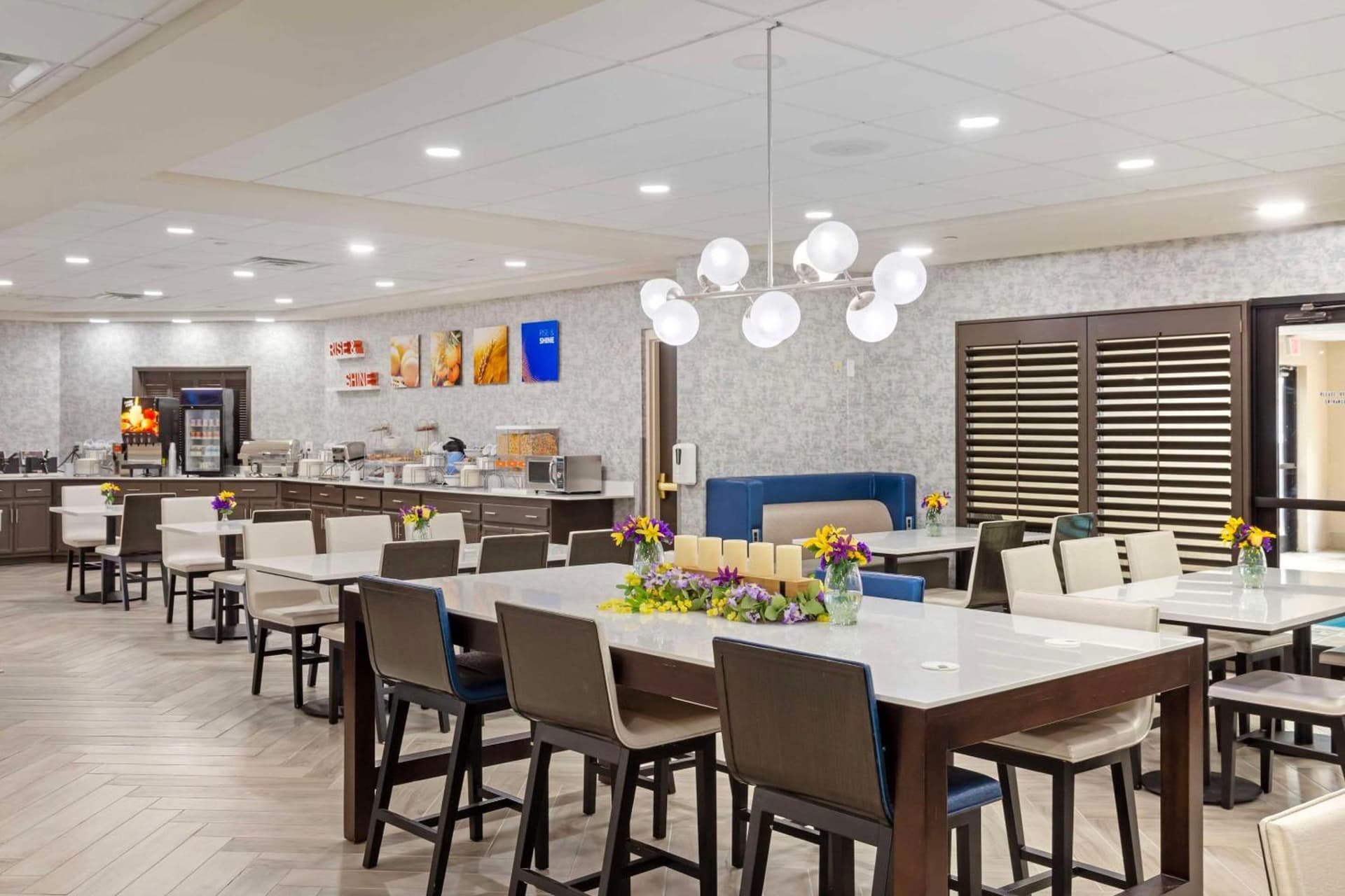 Comfort Inn & Suites Greenville Near East Carolina University gallery photo in Greenville, NC — image 64