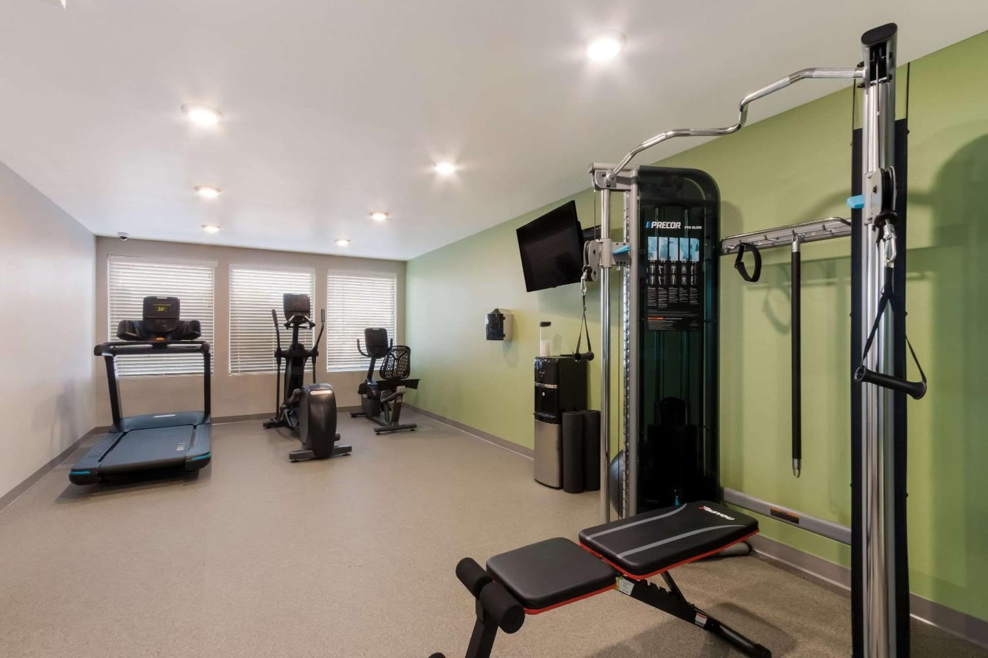WoodSpring Suites Chandler Airport gallery photo in Chandler, AZ — image 30