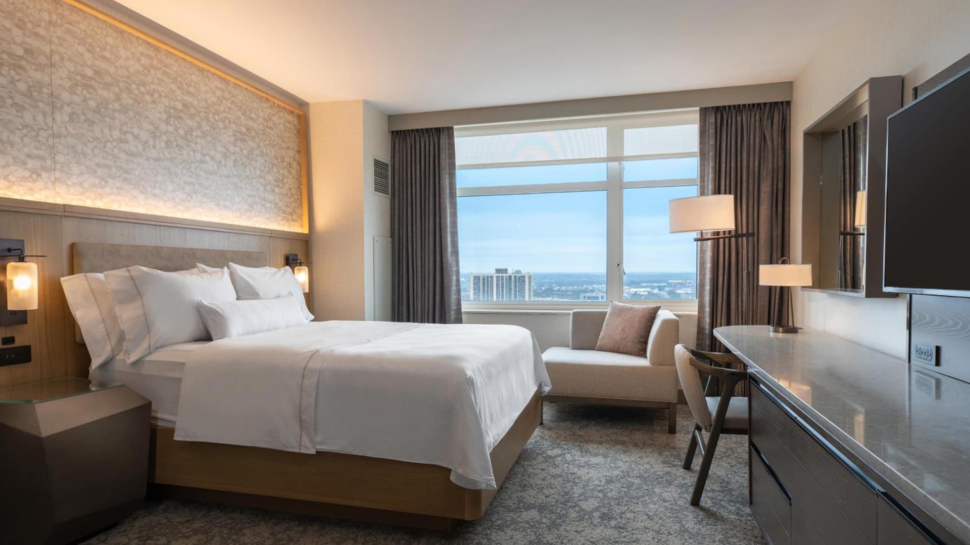 The Westin Chicago Lombard property views in Lombard, IL — gallery photo 3