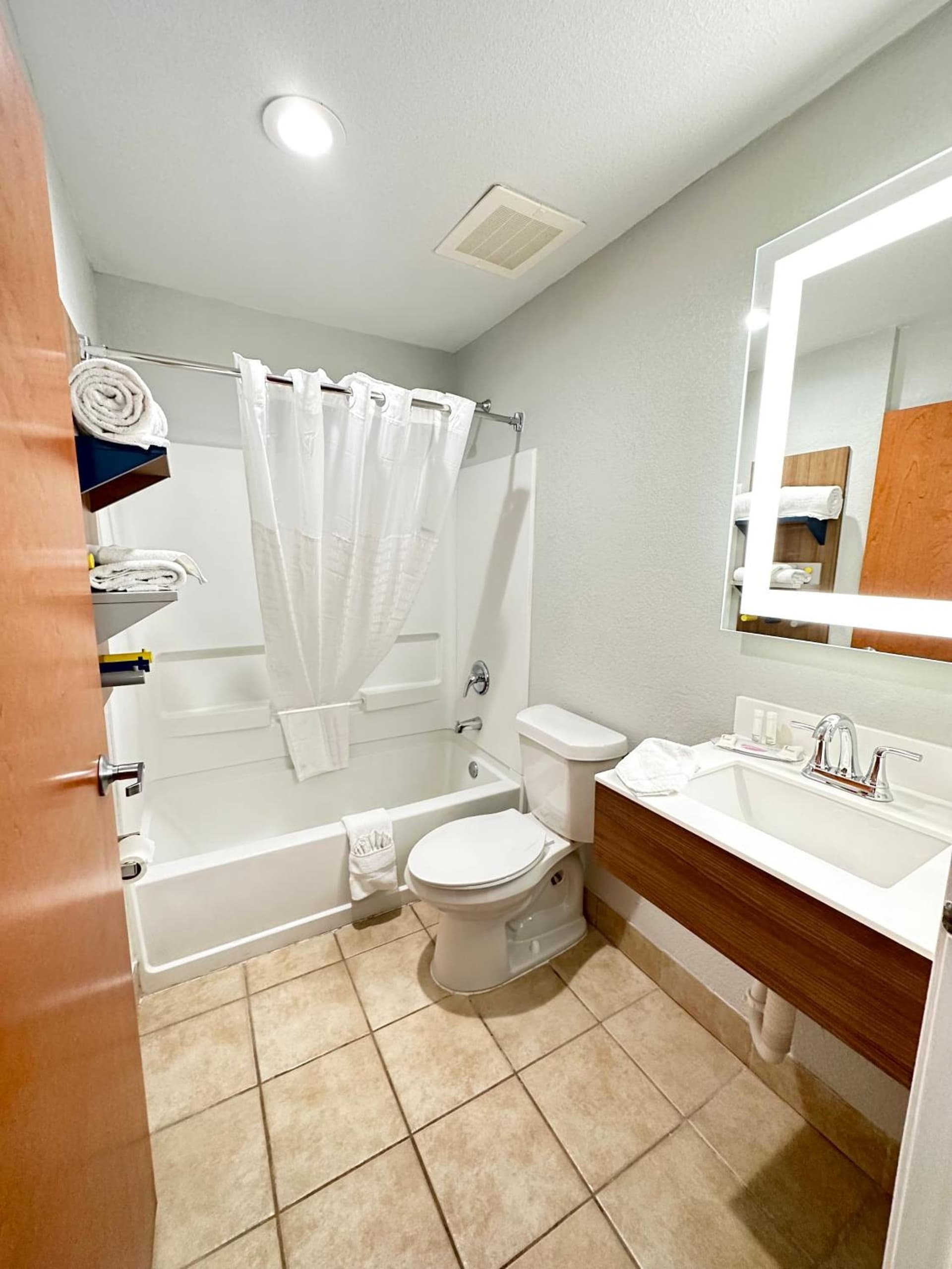 Microtel Inn & Suites by Wyndham of Houma gallery photo in Houma, LA — image 26