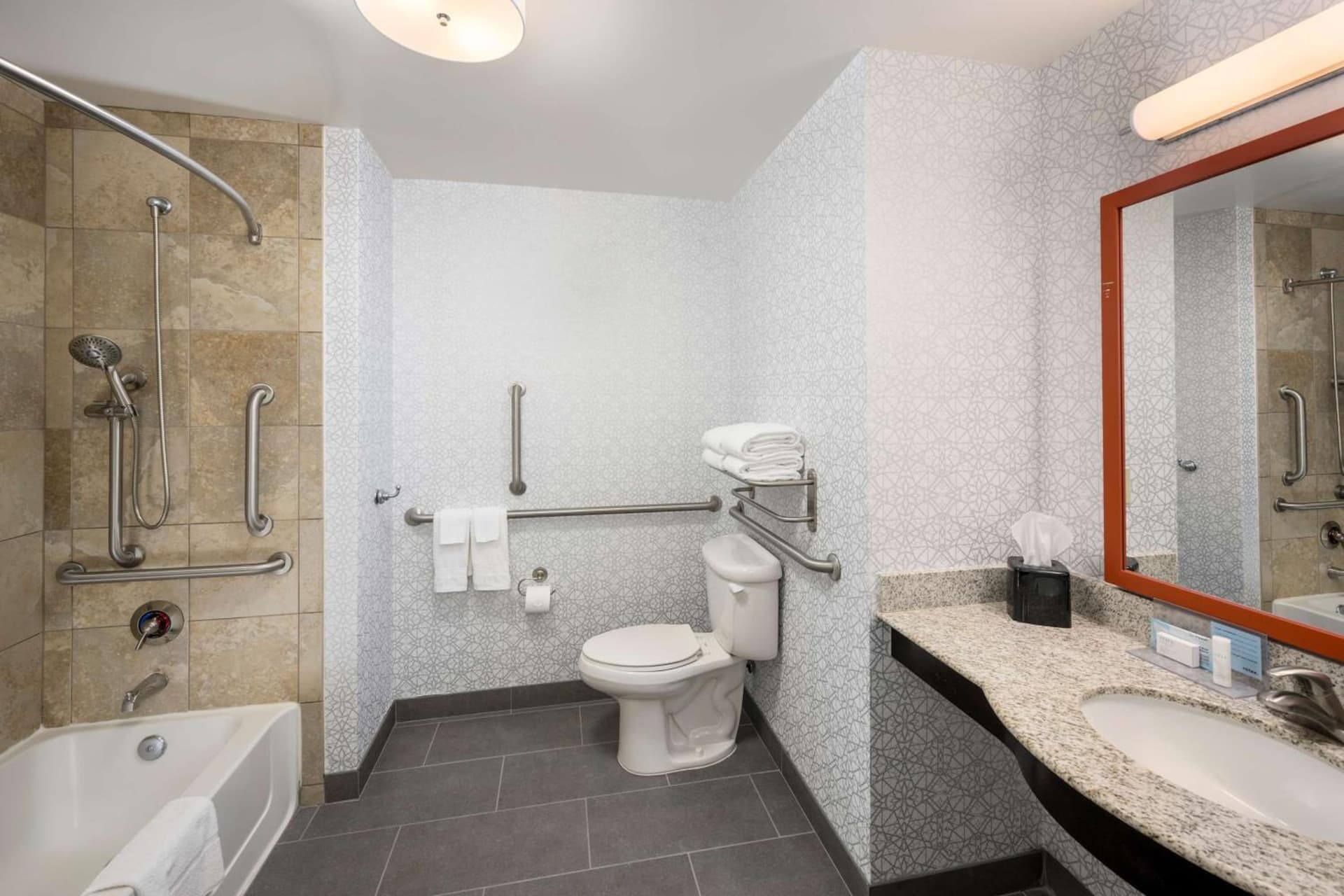 Hampton Inn & Suites Phoenix North/Happy Valley gallery photo in Phoenix, AZ — image 24