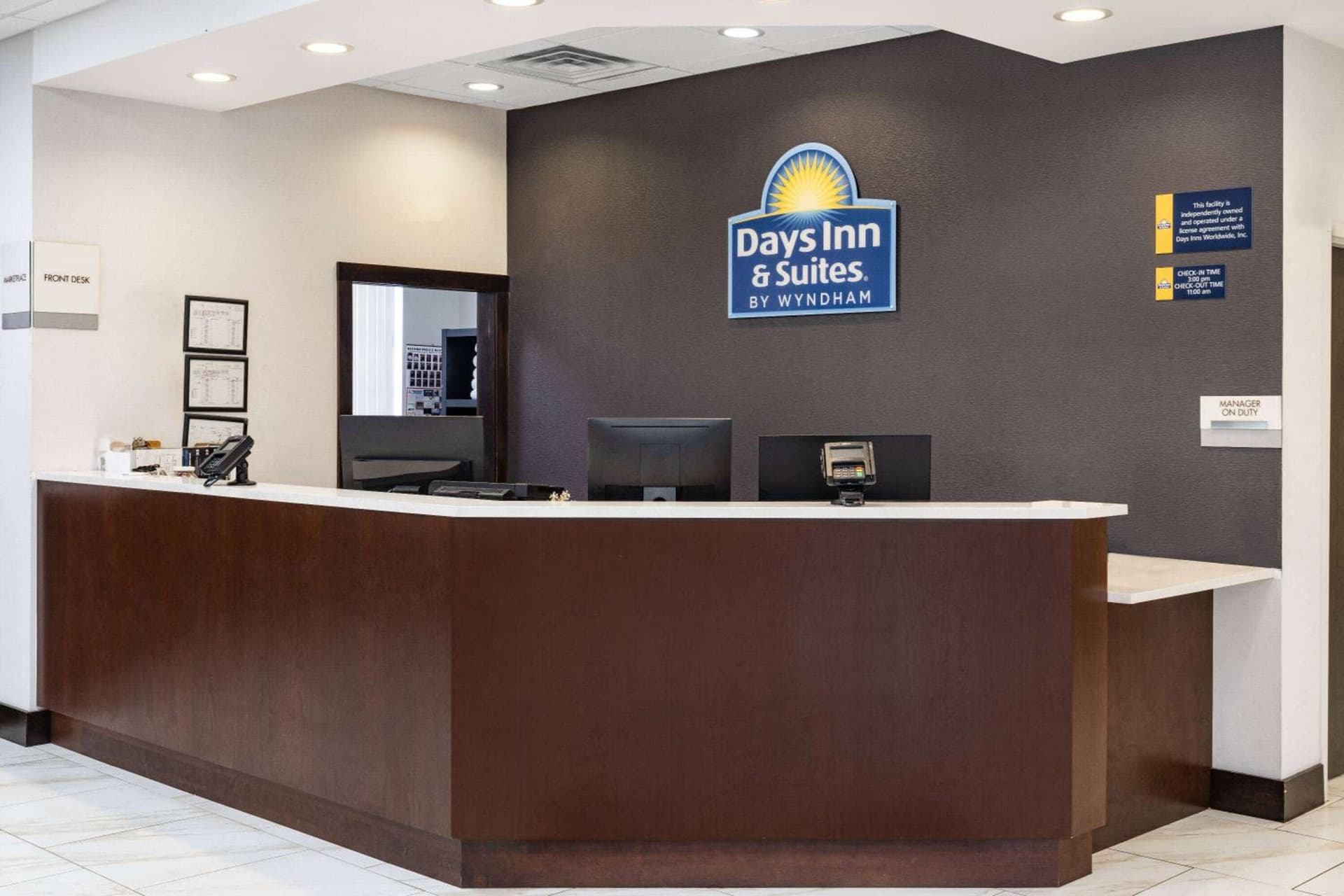 Days Inn and Suites by Wyndham Oxford property views in Oxford, NC — gallery photo 3