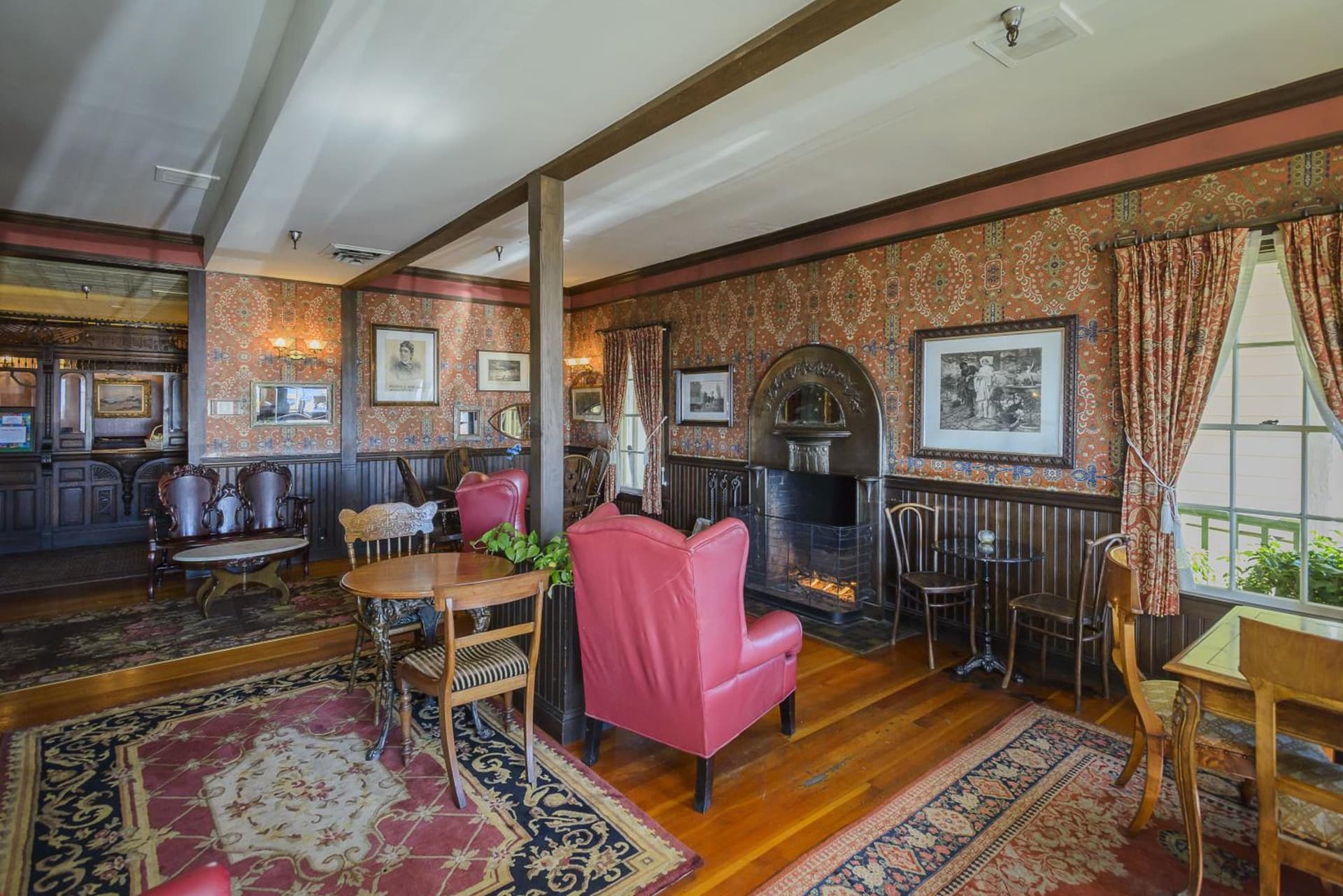 Mendocino Hotel & Garden interior in Mendocino, CA — gallery photo 2