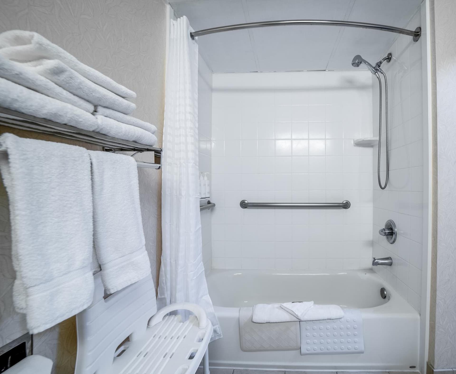 Country Inn & Suites by Radisson, Ontario at Ontario Mills, CA gallery photo in Ontario, CA — image 23