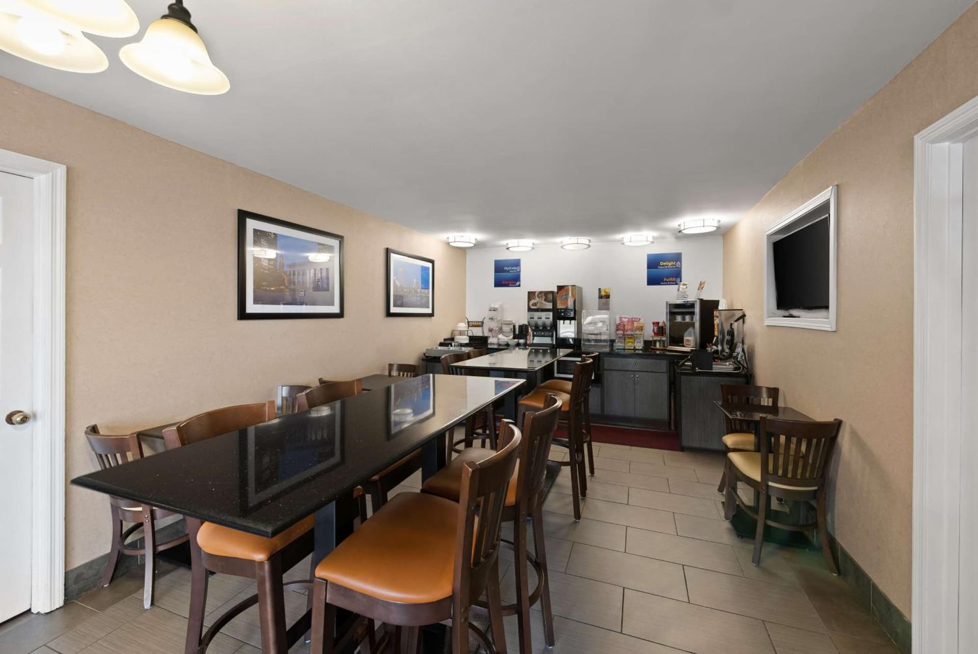 Best Western Executive Inn property views in Grove City, OH — gallery photo 3