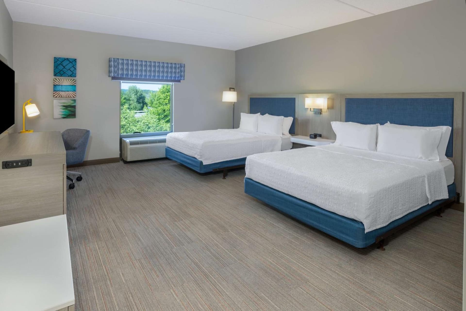 Hampton Inn Harriman Woodbury gallery photo in Central Valley, NY — image 26