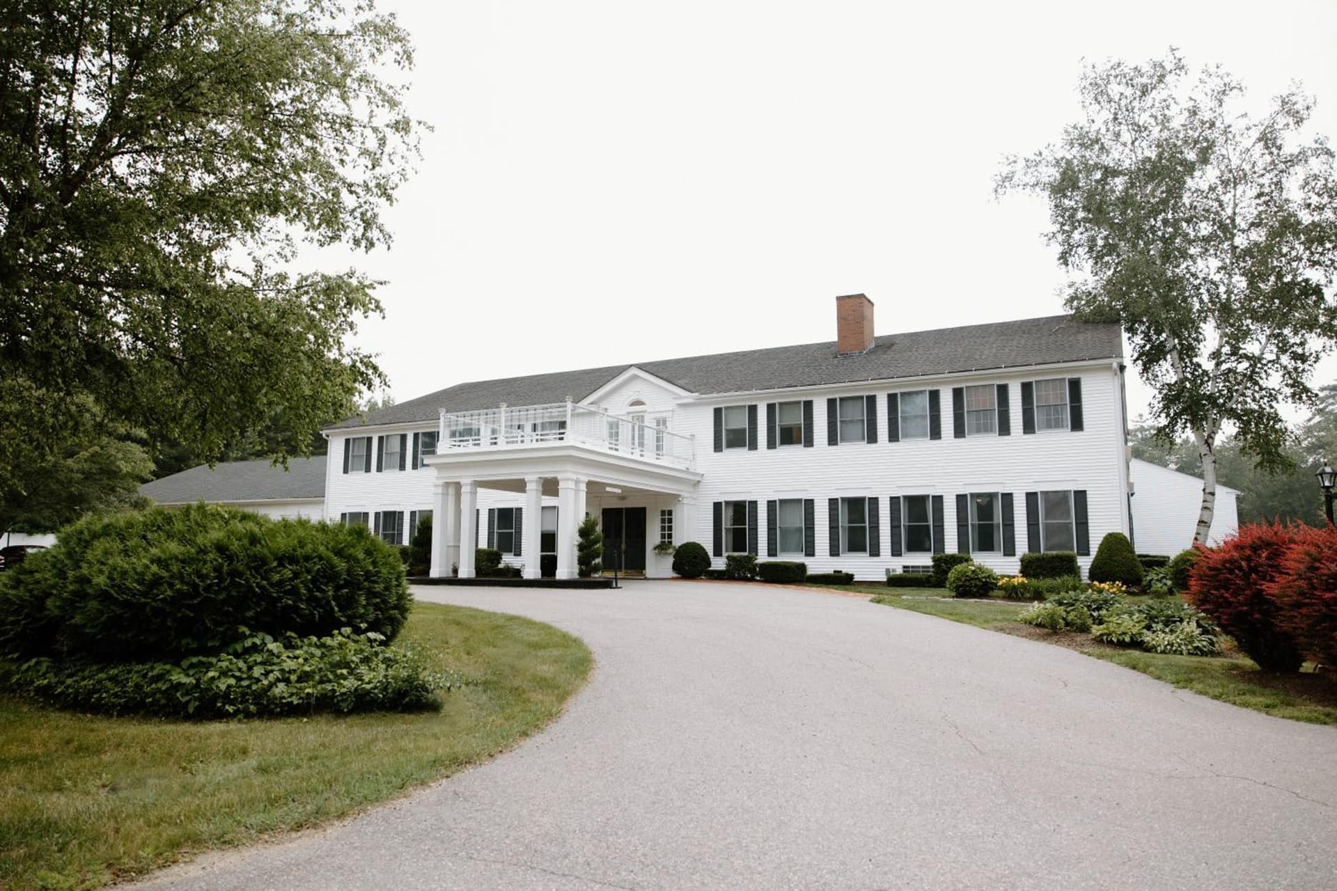 The Litchfield Inn interior in Litchfield — gallery photo 2