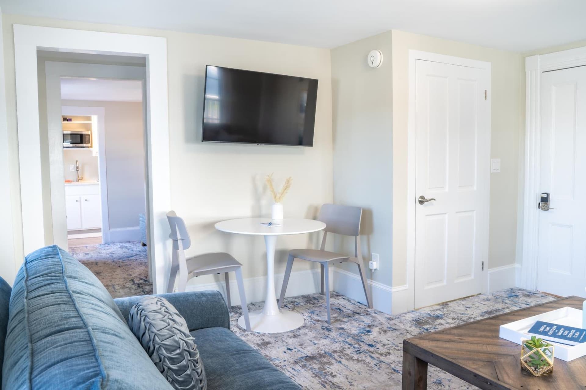 935 Ocean, a Beachside Inn gallery photo in Hampton — image 30