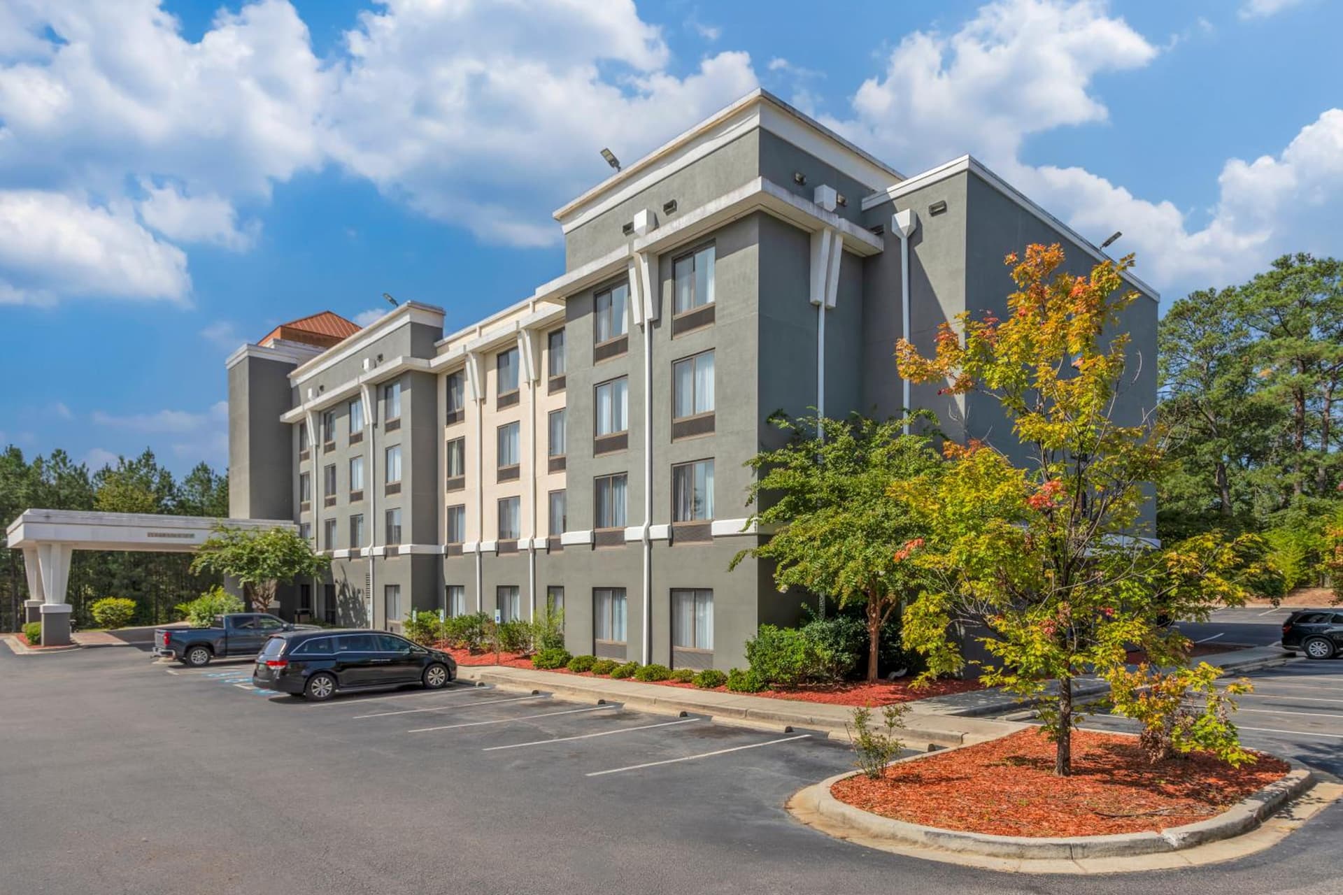 Comfort Suites Columbia Northeast - Fort Jackson gallery photo in Columbia, SC — image 23