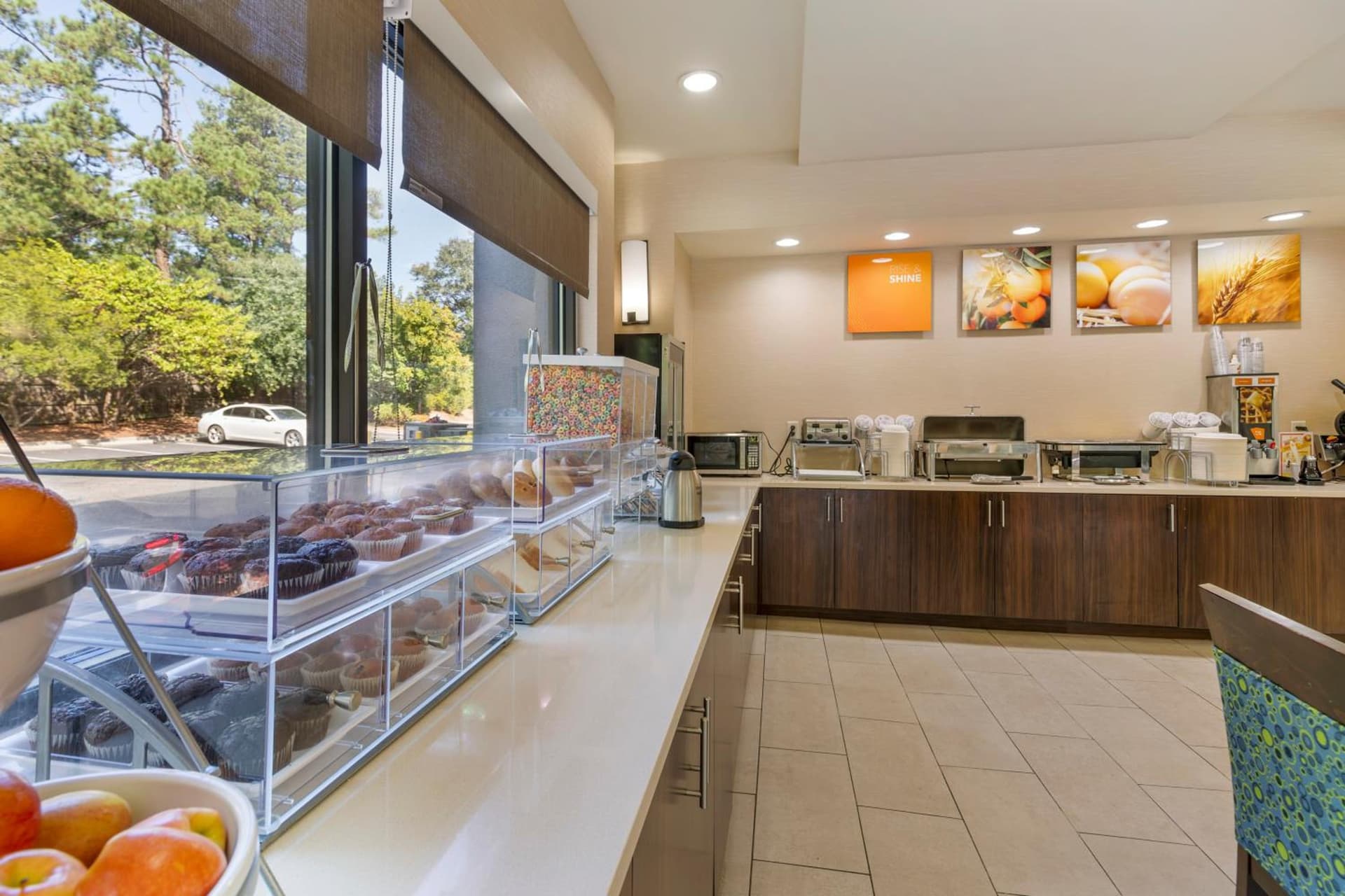 Comfort Suites Columbia Northeast - Fort Jackson gallery photo in Columbia, SC — image 51