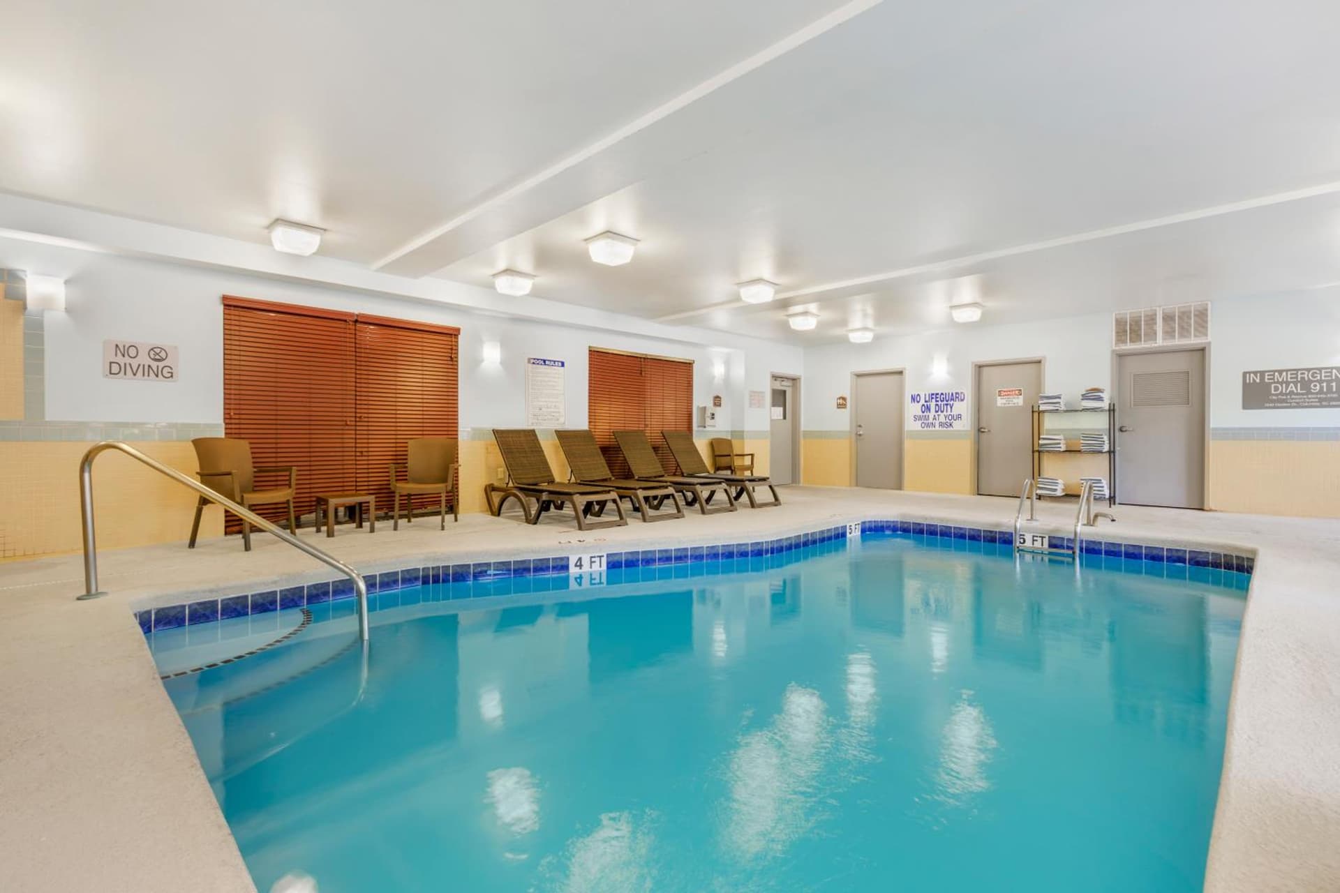 Comfort Suites Columbia Northeast - Fort Jackson gallery photo in Columbia, SC — image 19