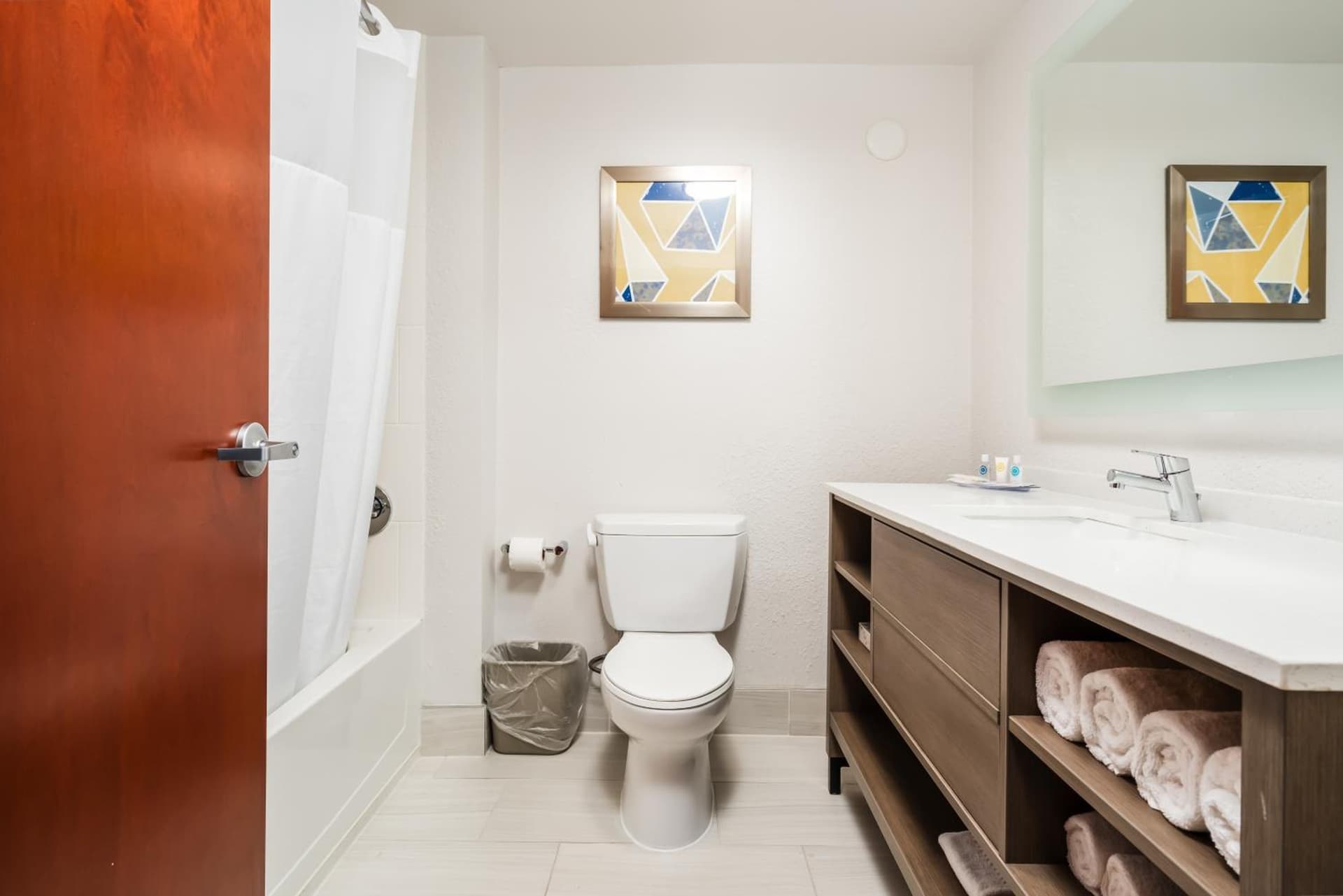 Comfort Suites Columbia Northeast - Fort Jackson gallery photo in Columbia, SC — image 47