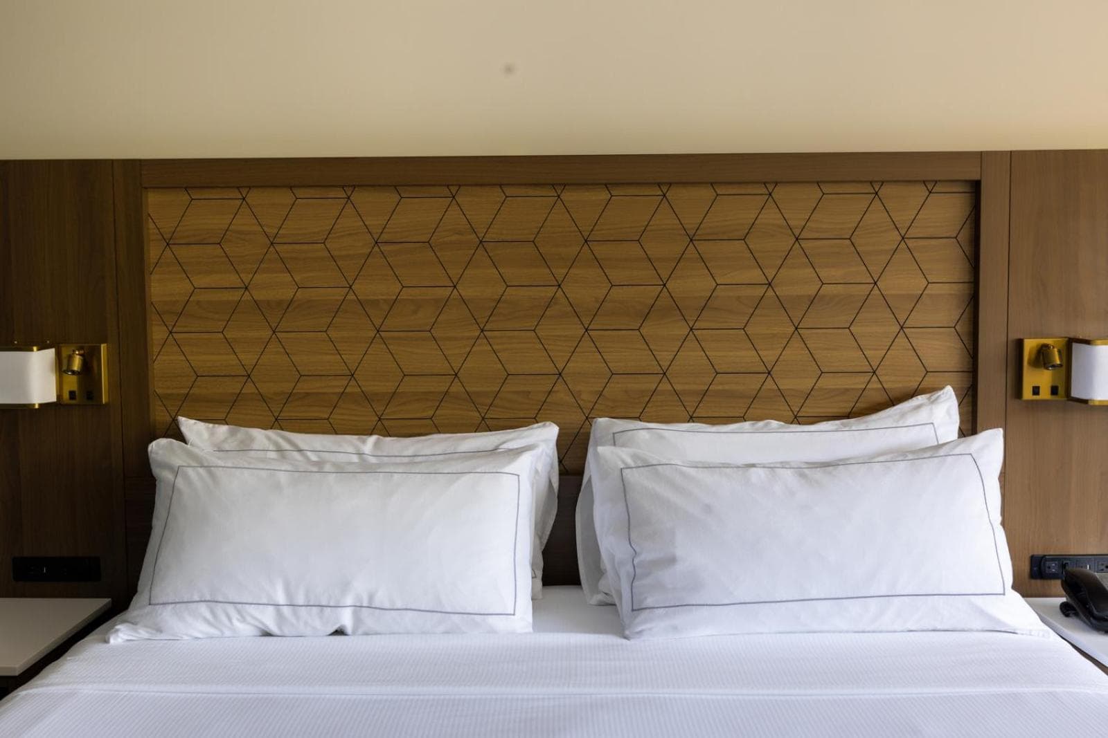 DoubleTree by Hilton Tinton Falls-Eatontown gallery photo in Tinton Falls, NJ — image 92