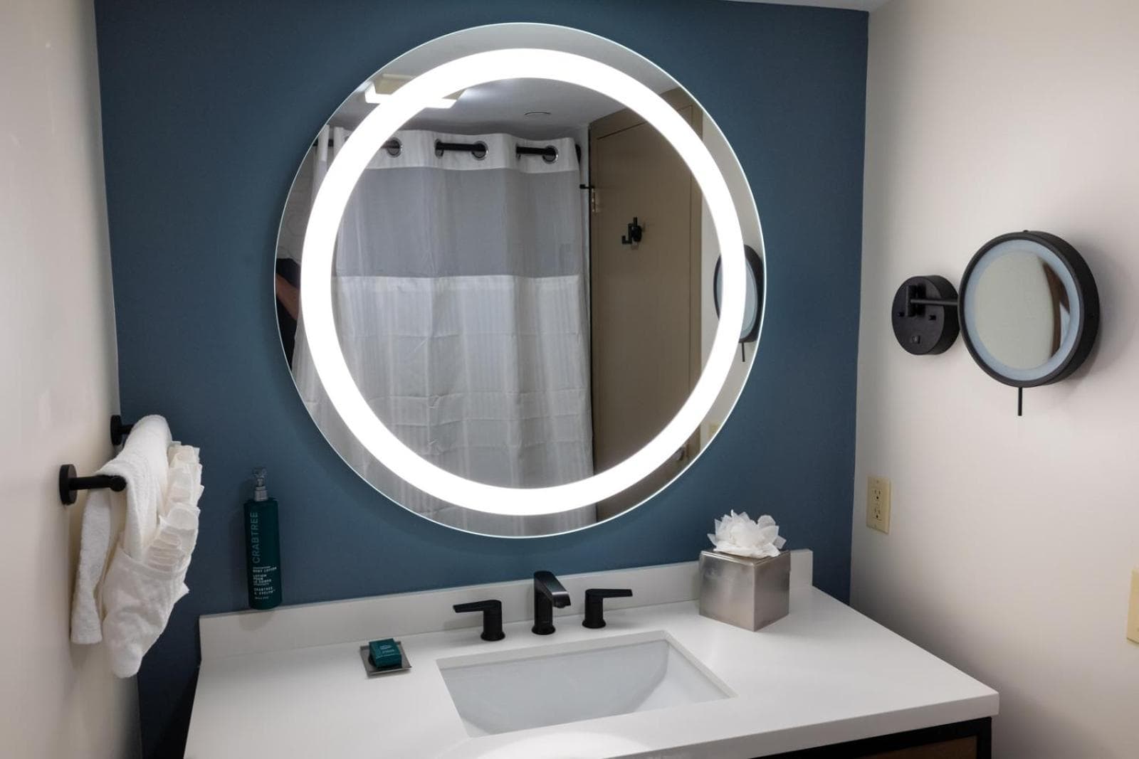 DoubleTree by Hilton Tinton Falls-Eatontown gallery photo in Tinton Falls, NJ — image 113