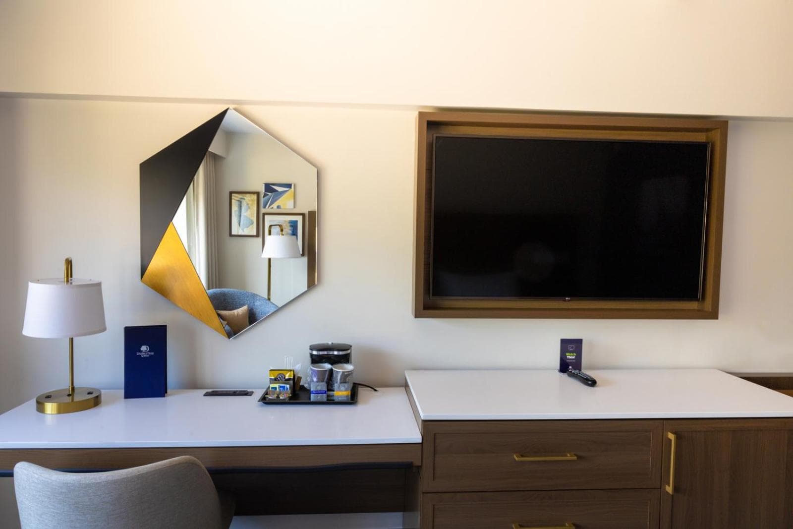 DoubleTree by Hilton Tinton Falls-Eatontown property views in Tinton Falls, NJ — gallery photo 3