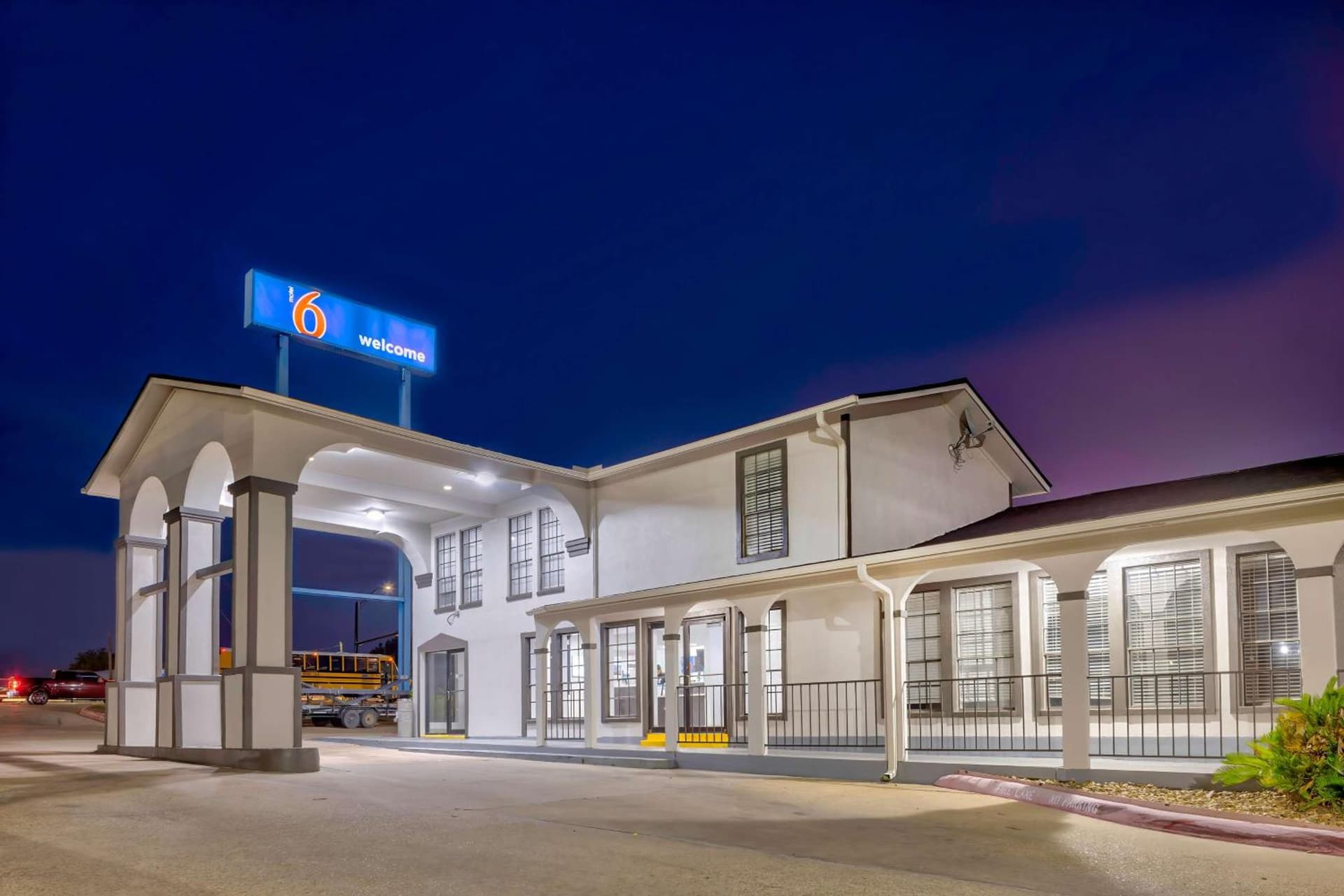 Motel 6-Bryan, TX - College Station property views in Bryan, TX — gallery photo 3