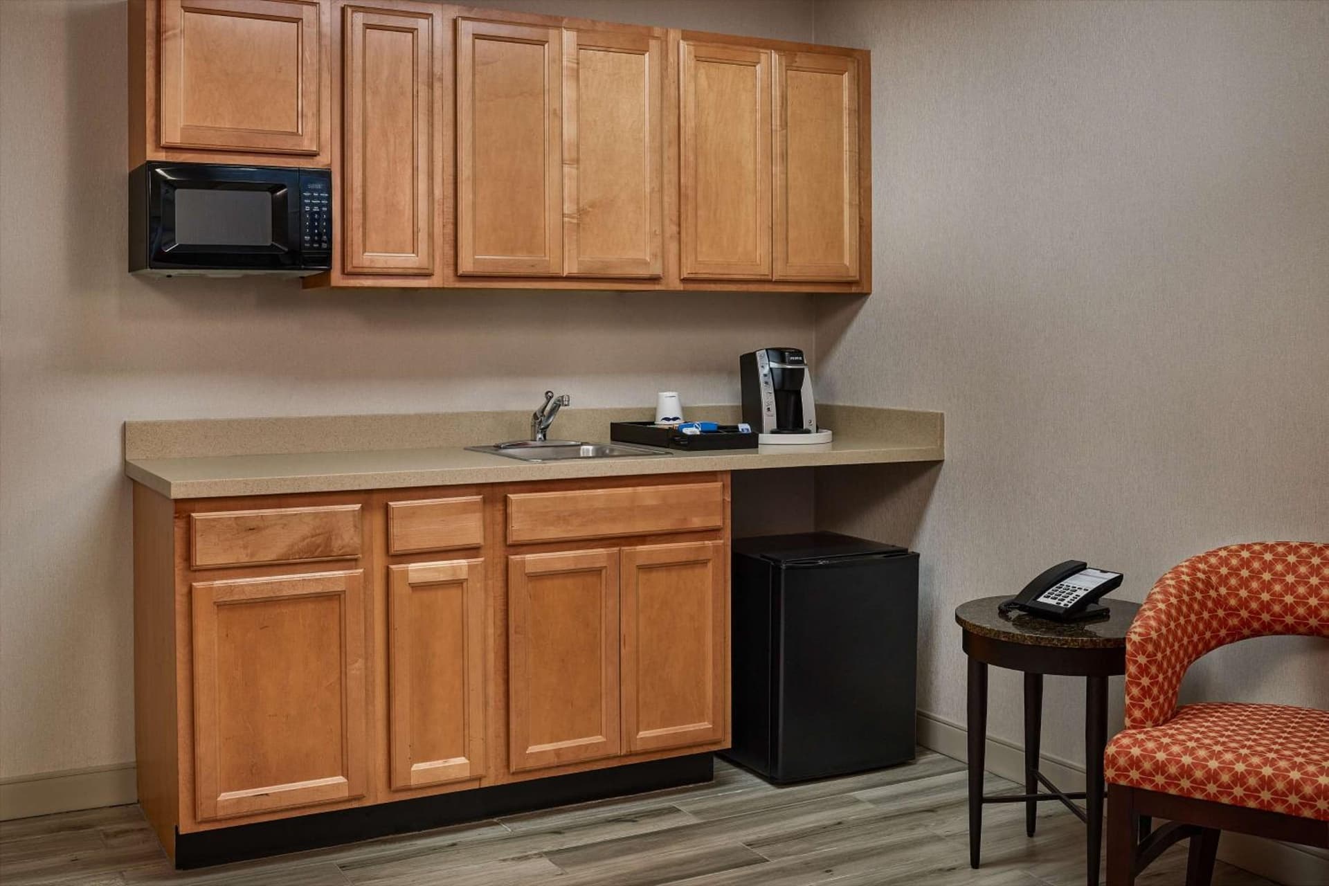 Hampton Inn Boston Logan Airport property views in Boston, MA — gallery photo 3