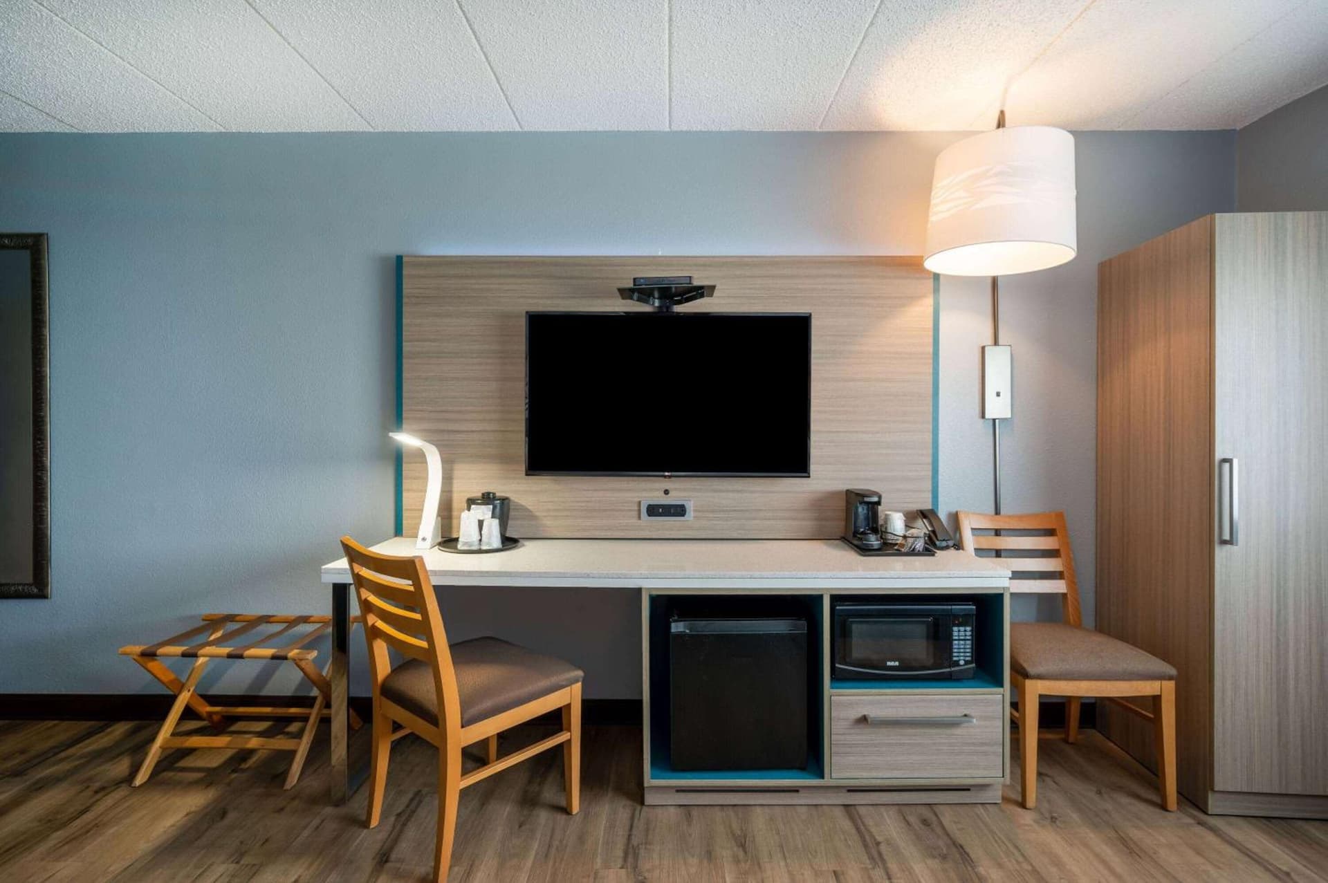 AmericInn by Wyndham Eau Claire gallery photo in Eau Claire, WI — image 41