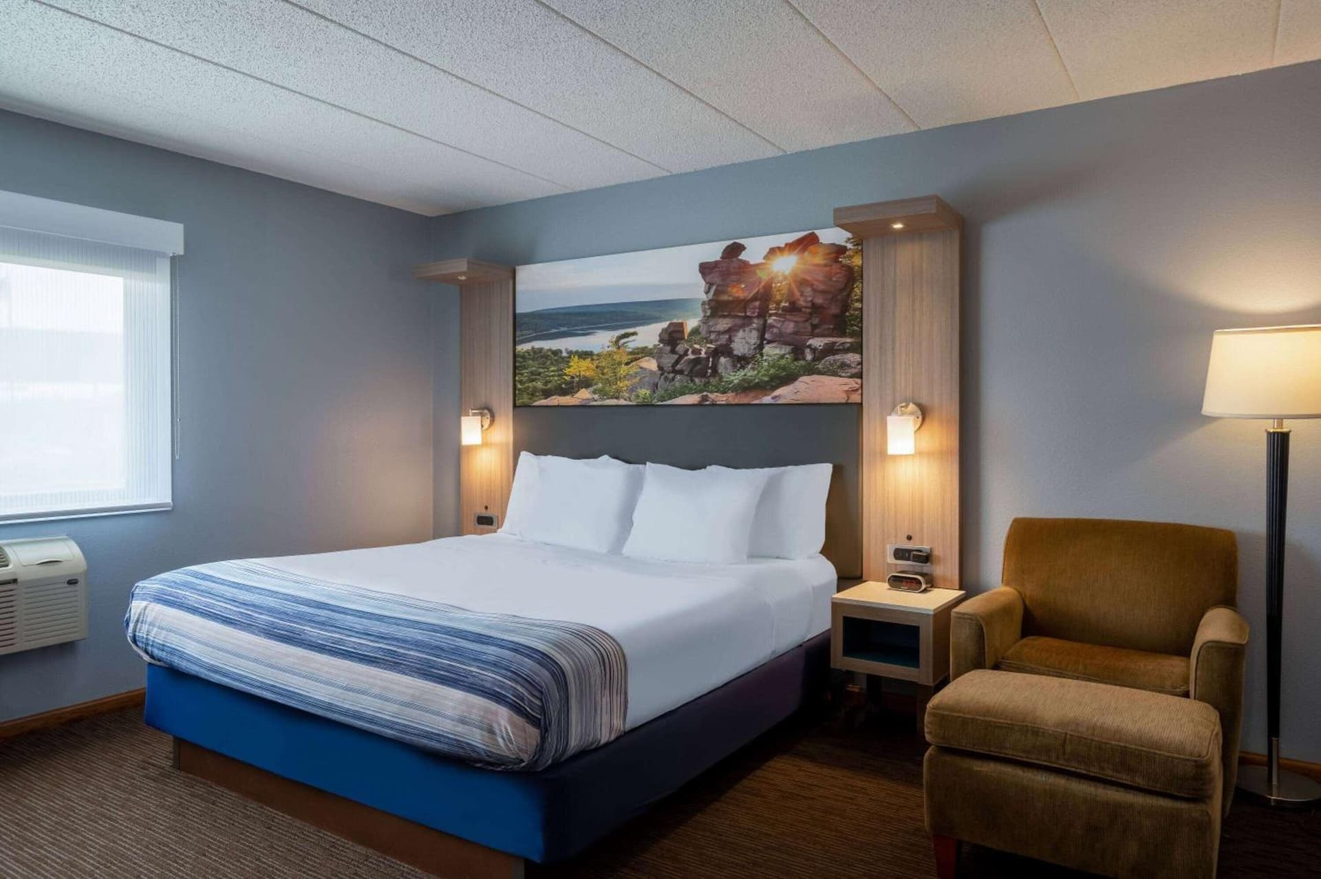 AmericInn by Wyndham Eau Claire gallery photo in Eau Claire, WI — image 28