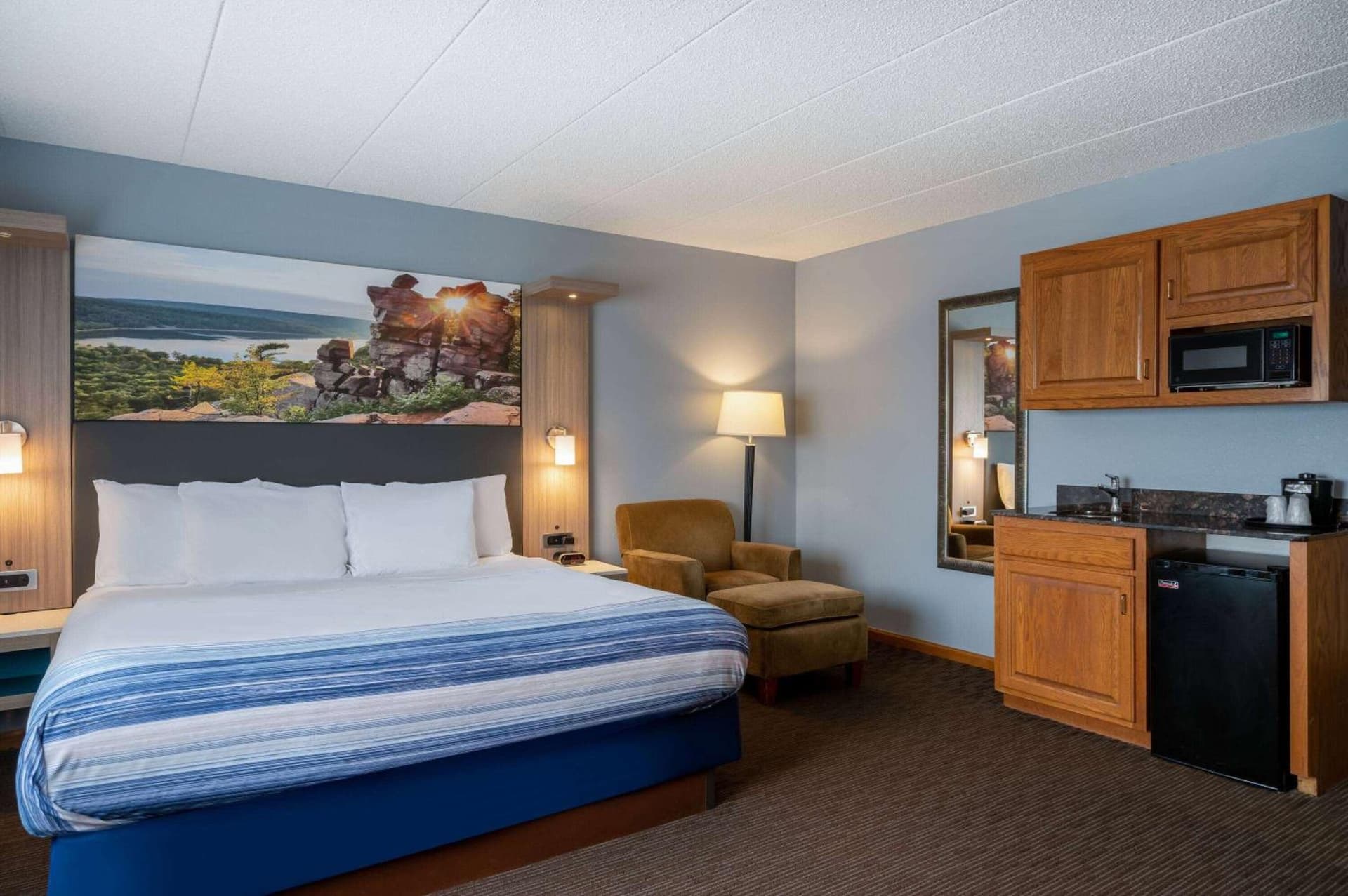 AmericInn by Wyndham Eau Claire gallery photo in Eau Claire, WI — image 4