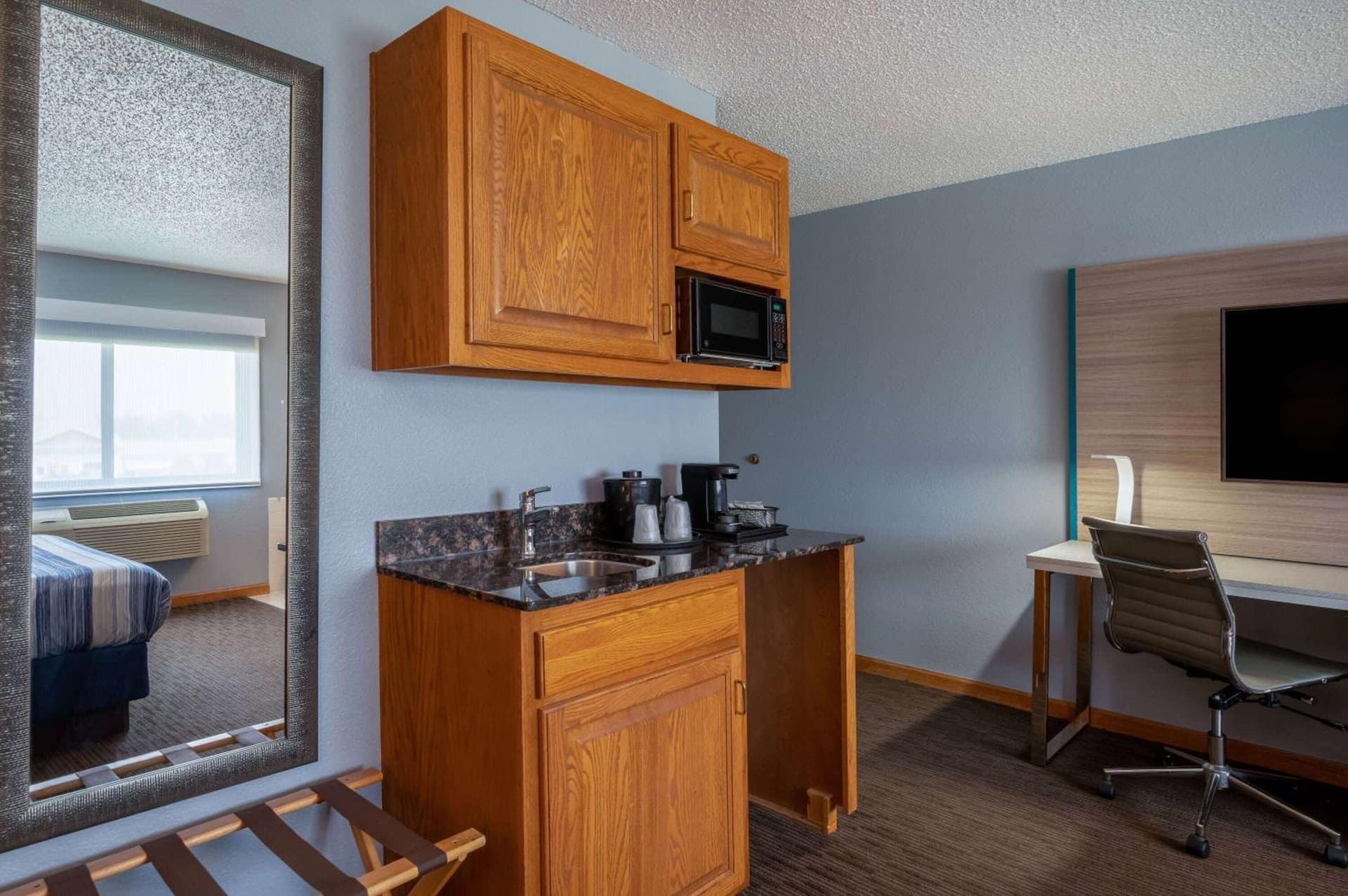 AmericInn by Wyndham Eau Claire gallery photo in Eau Claire, WI — image 27