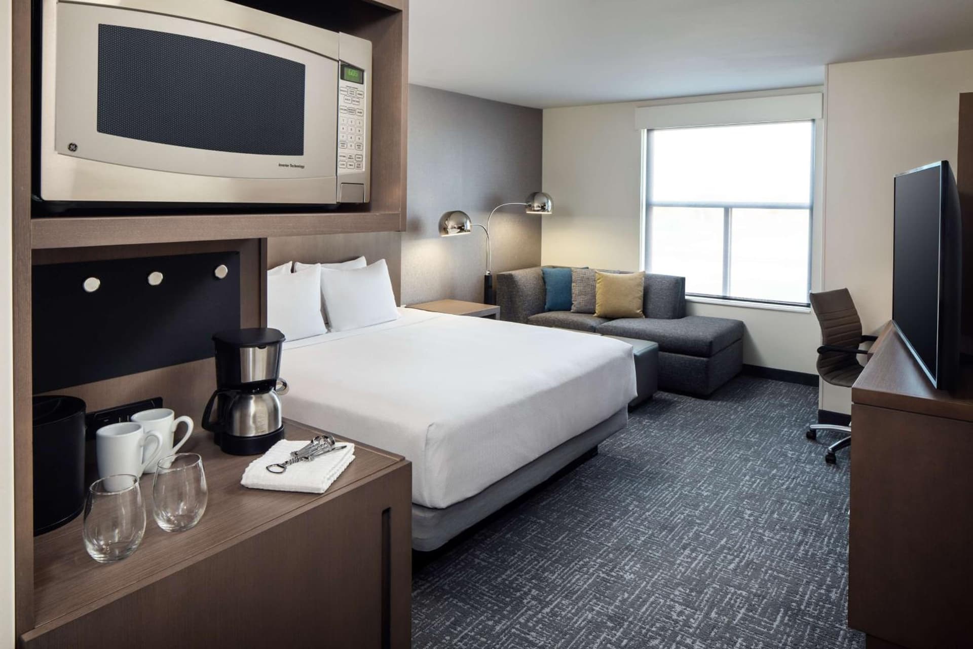 Hyatt House Vacaville gallery photo in Vacaville, CA — image 17