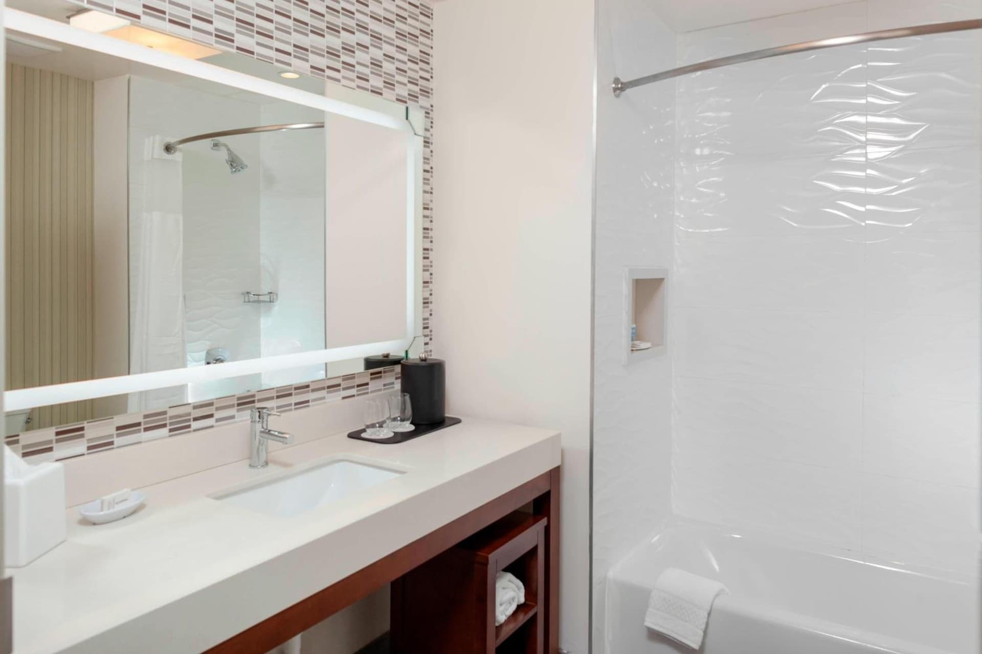 Courtyard by Marriott DeLand Historic Downtown gallery photo in DeLand, FL — image 15
