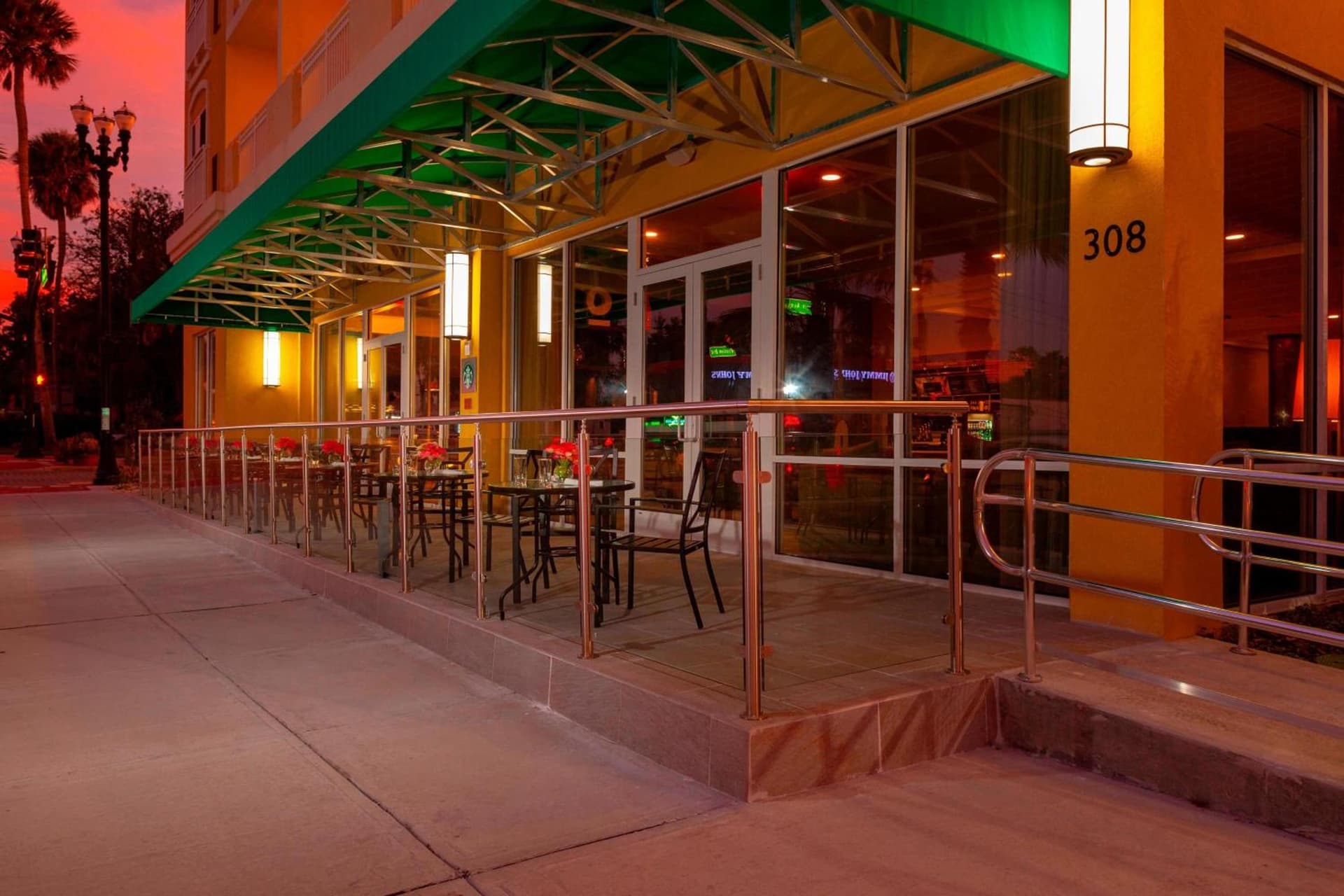 Courtyard by Marriott DeLand Historic Downtown gallery photo in DeLand, FL — image 19