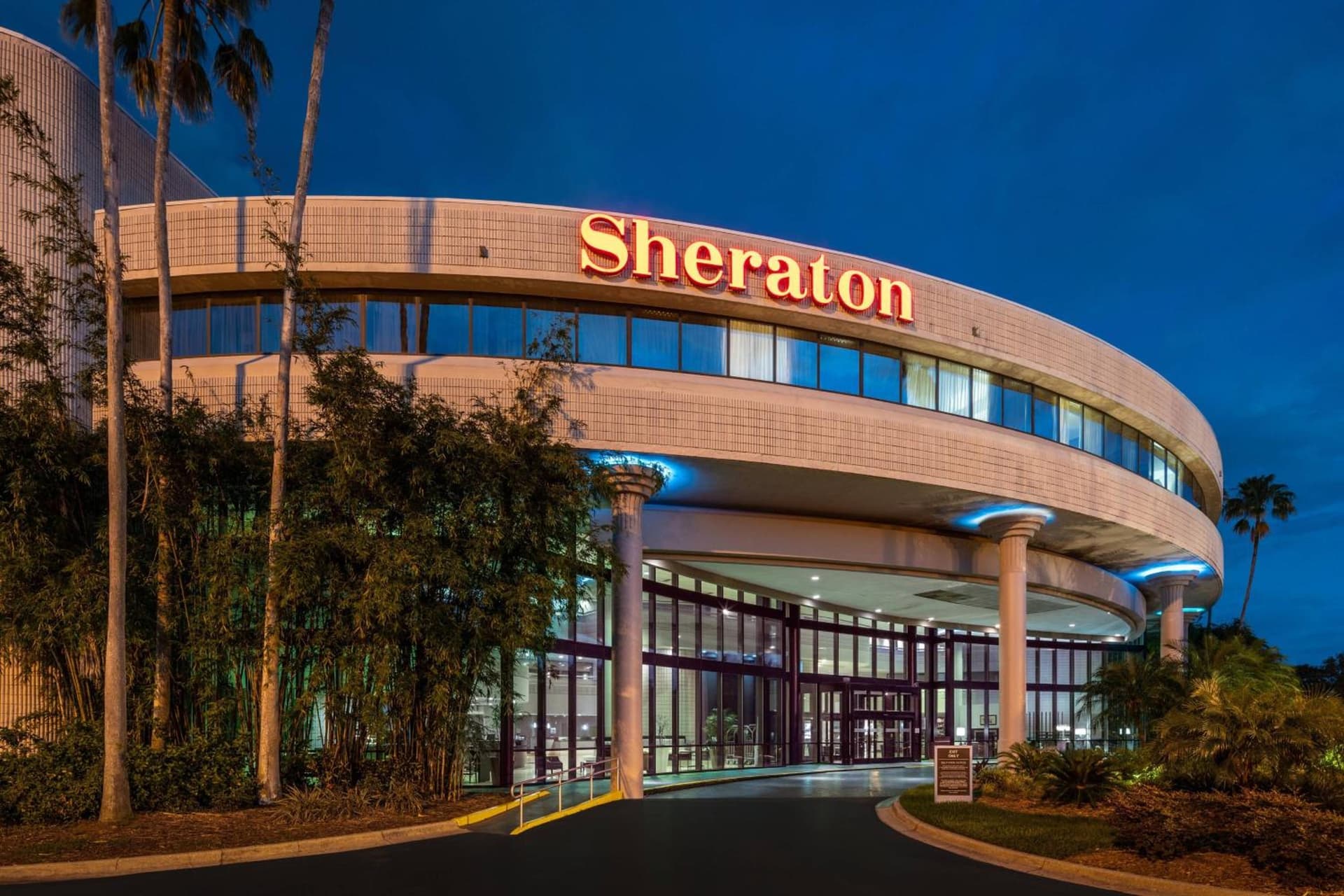 Sheraton Tampa Brandon Hotel interior in Tampa, FL — gallery photo 2