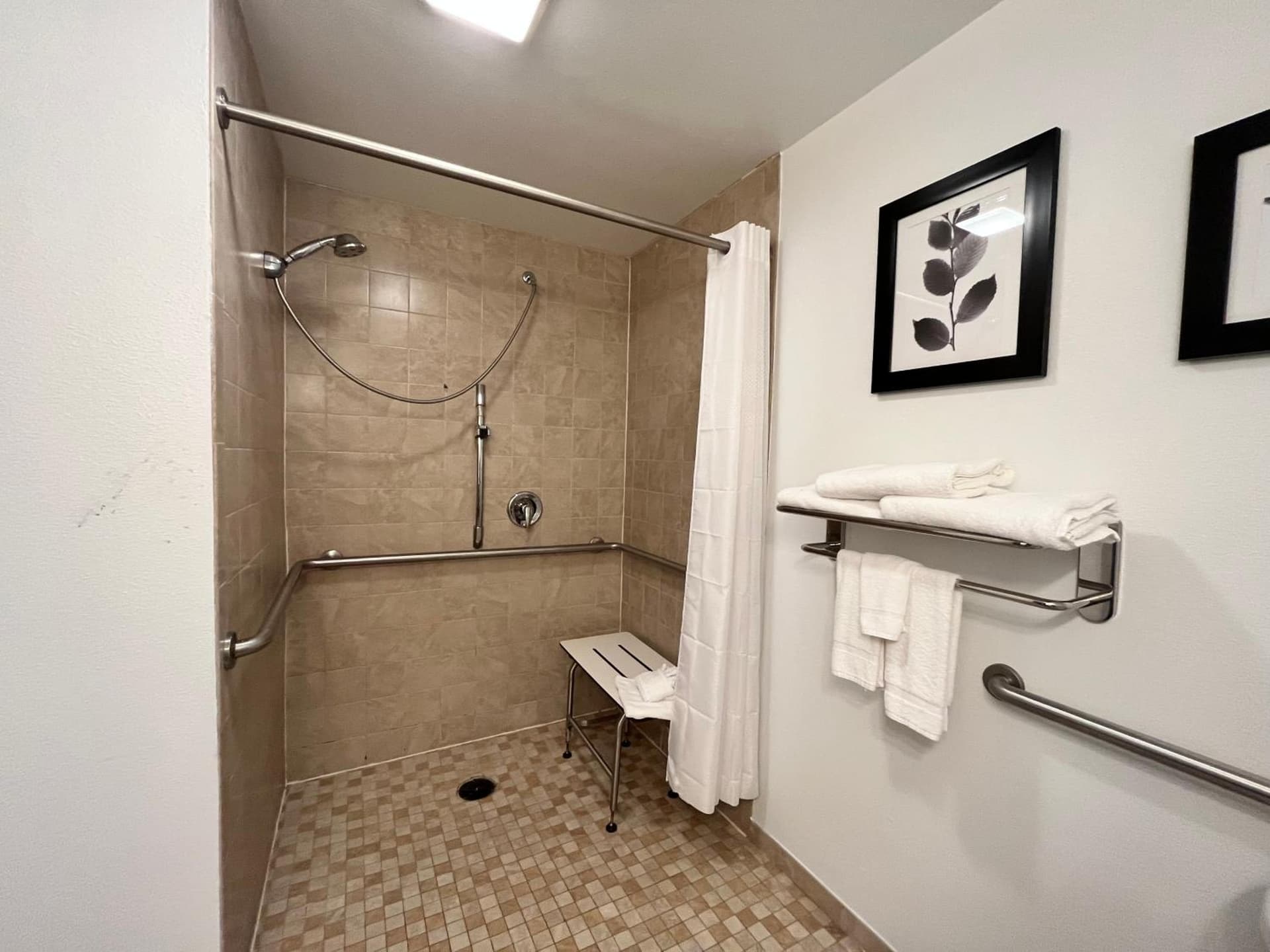 Country Inn & Suites by Radisson, Harrisburg - Hershey West, PA gallery photo in Harrisburg, PA — image 59