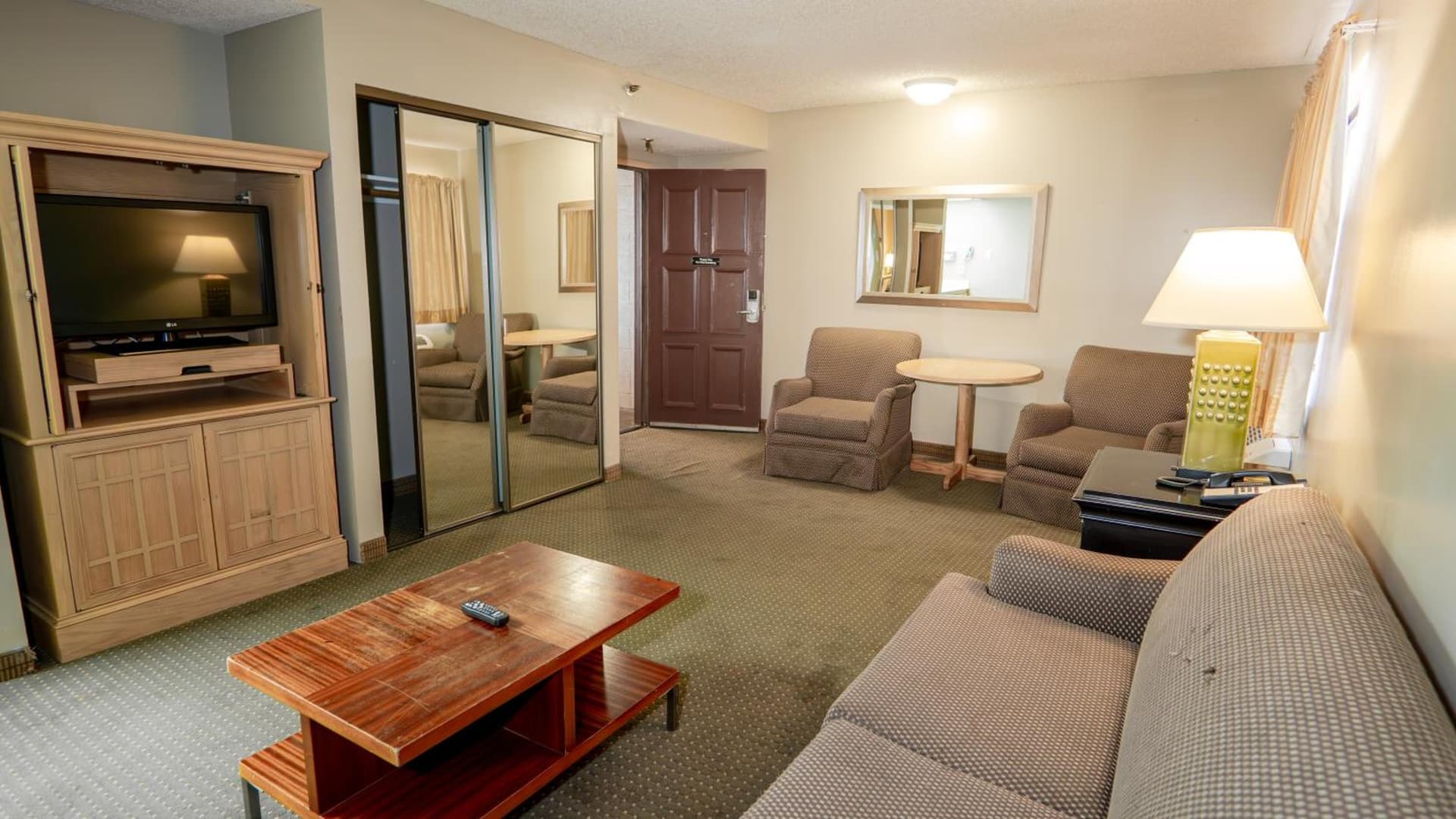 Motel 6 Victorville Green Tree Bvld gallery photo in Victorville, CA — image 38