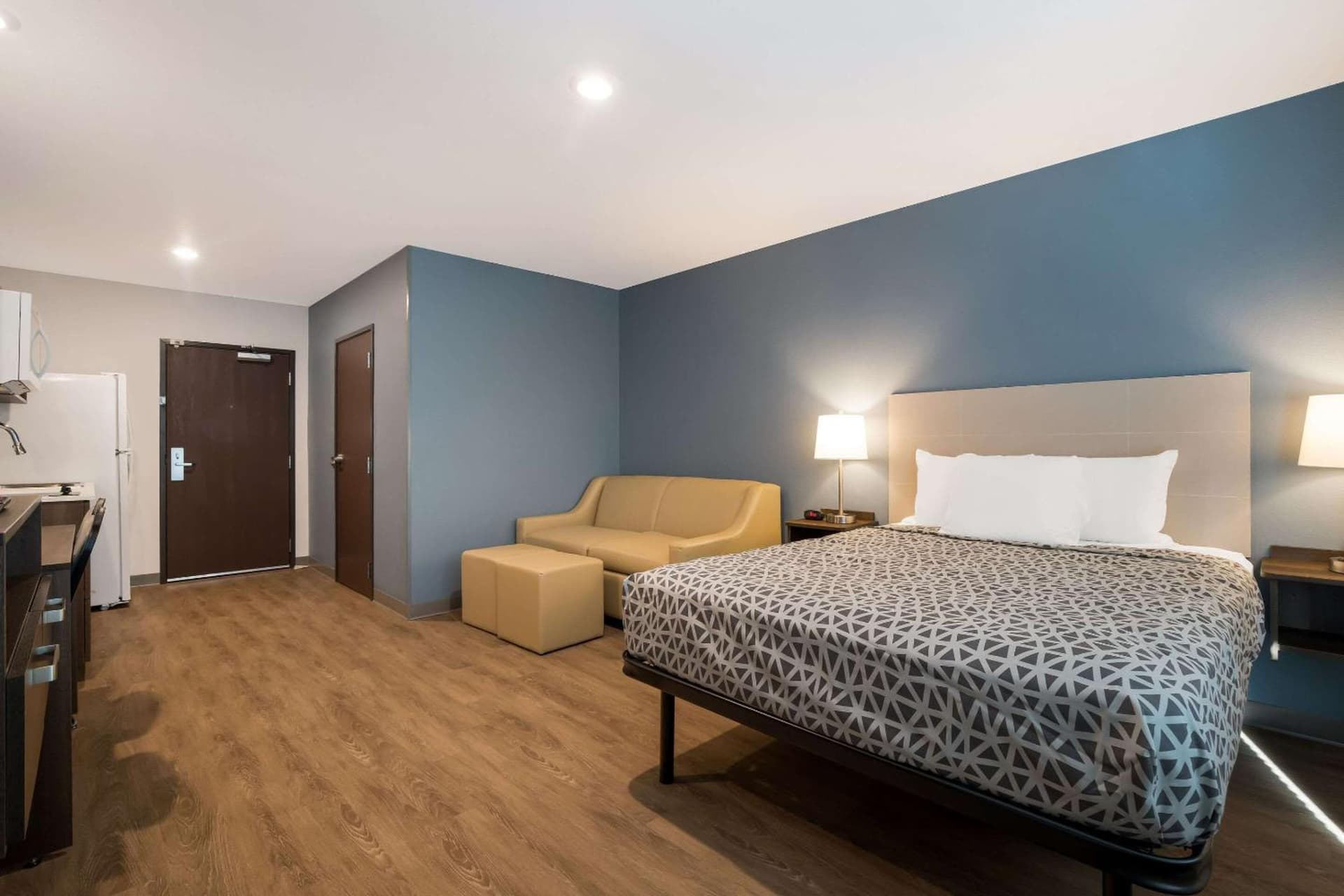WoodSpring Suites Moreno Valley gallery photo in Moreno Valley, CA — image 12