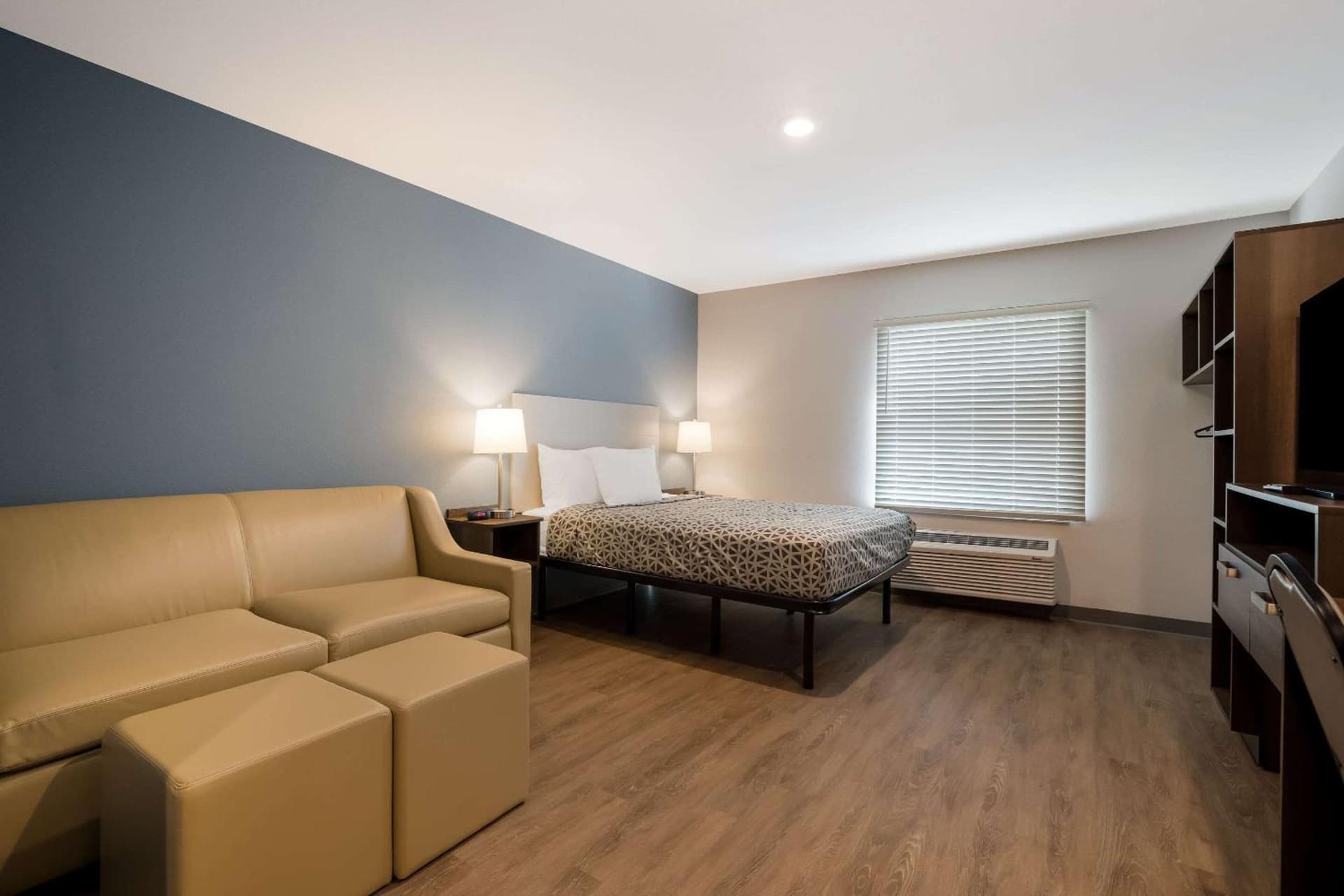 WoodSpring Suites Moreno Valley gallery photo in Moreno Valley, CA — image 14