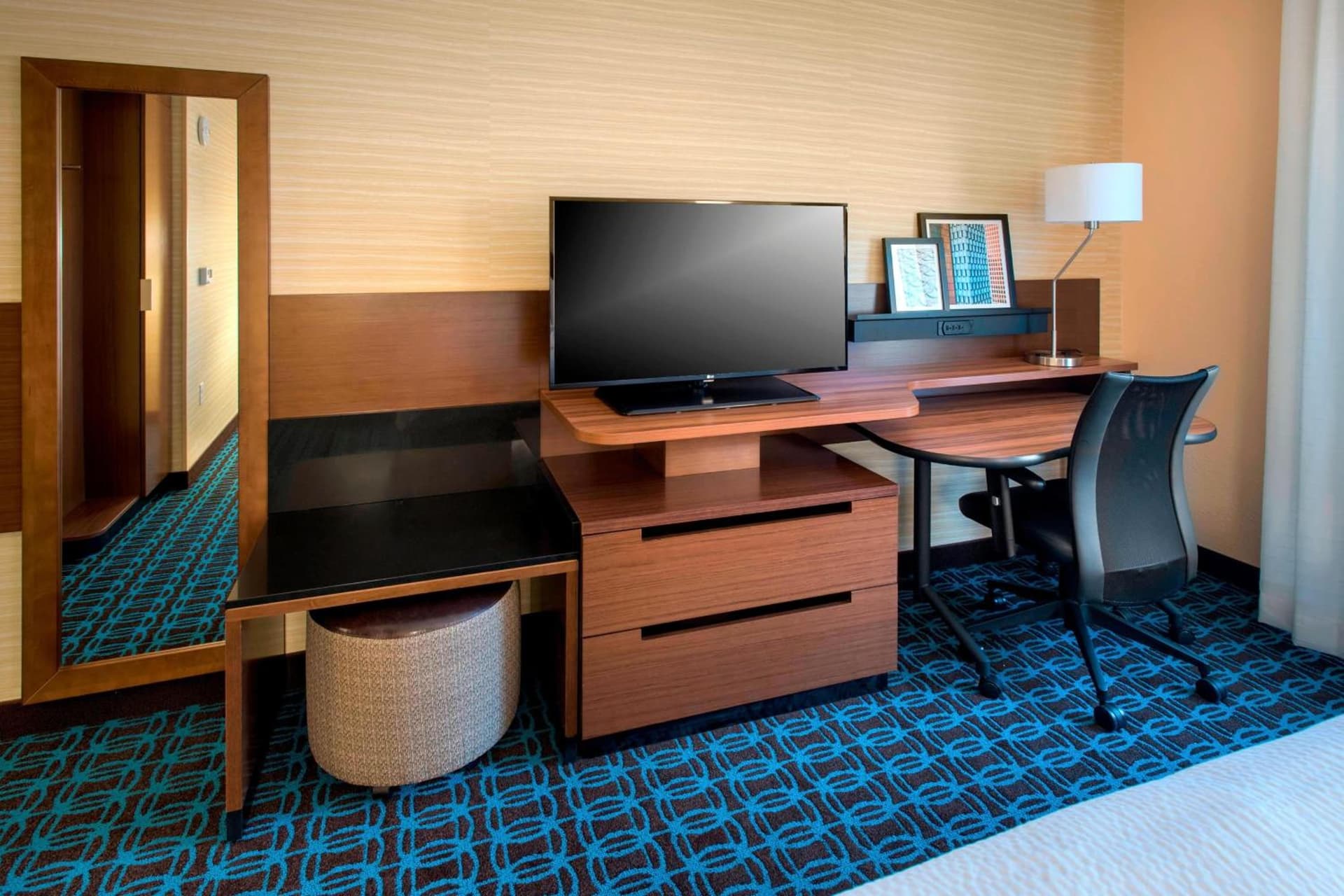 Fairfield Inn & Suites by Marriott Syracuse Carrier Circle gallery photo in East Syracuse, NY — image 19