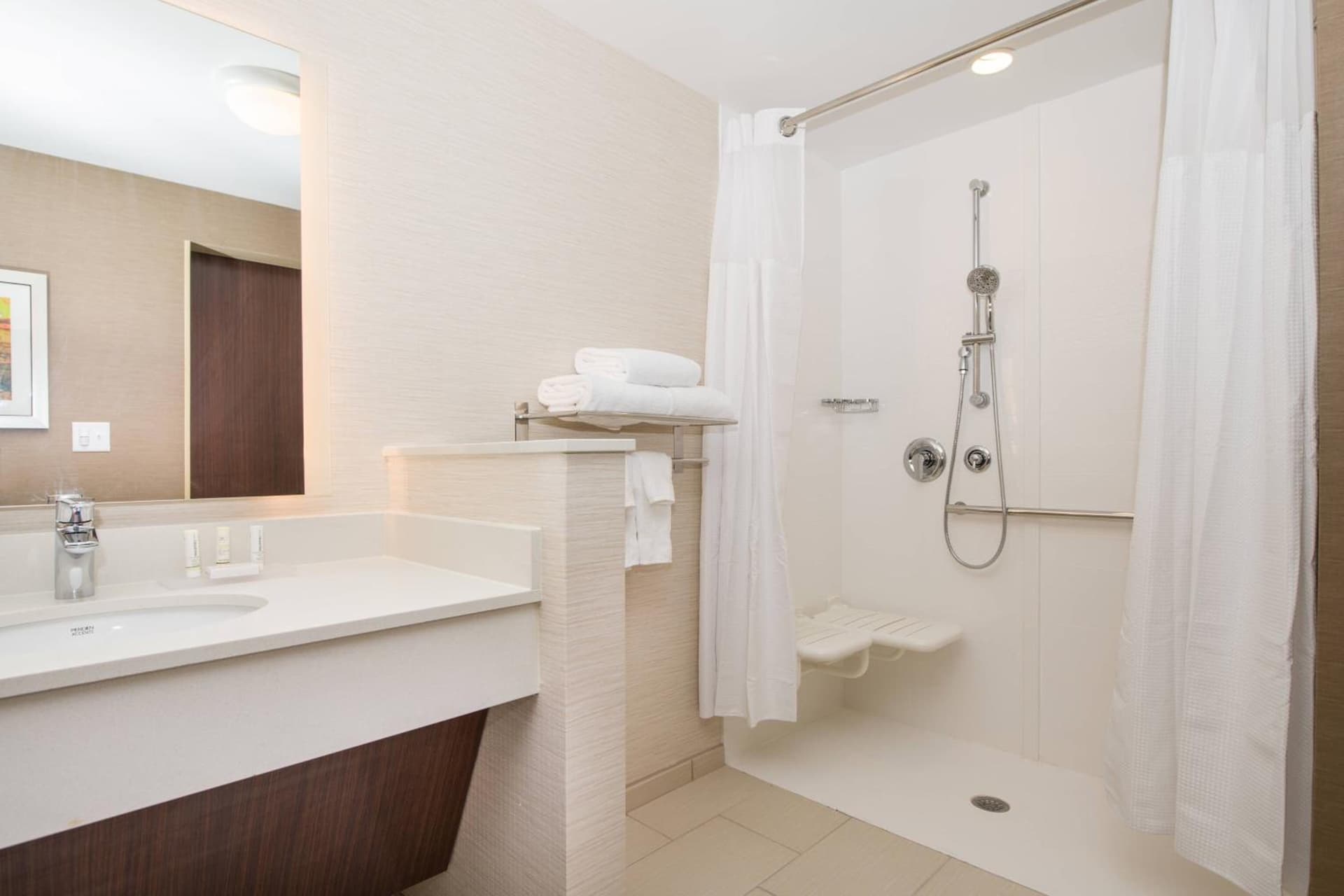 Fairfield by Marriott Inn & Suites Dayton Downtown gallery photo in Dayton, OH — image 18