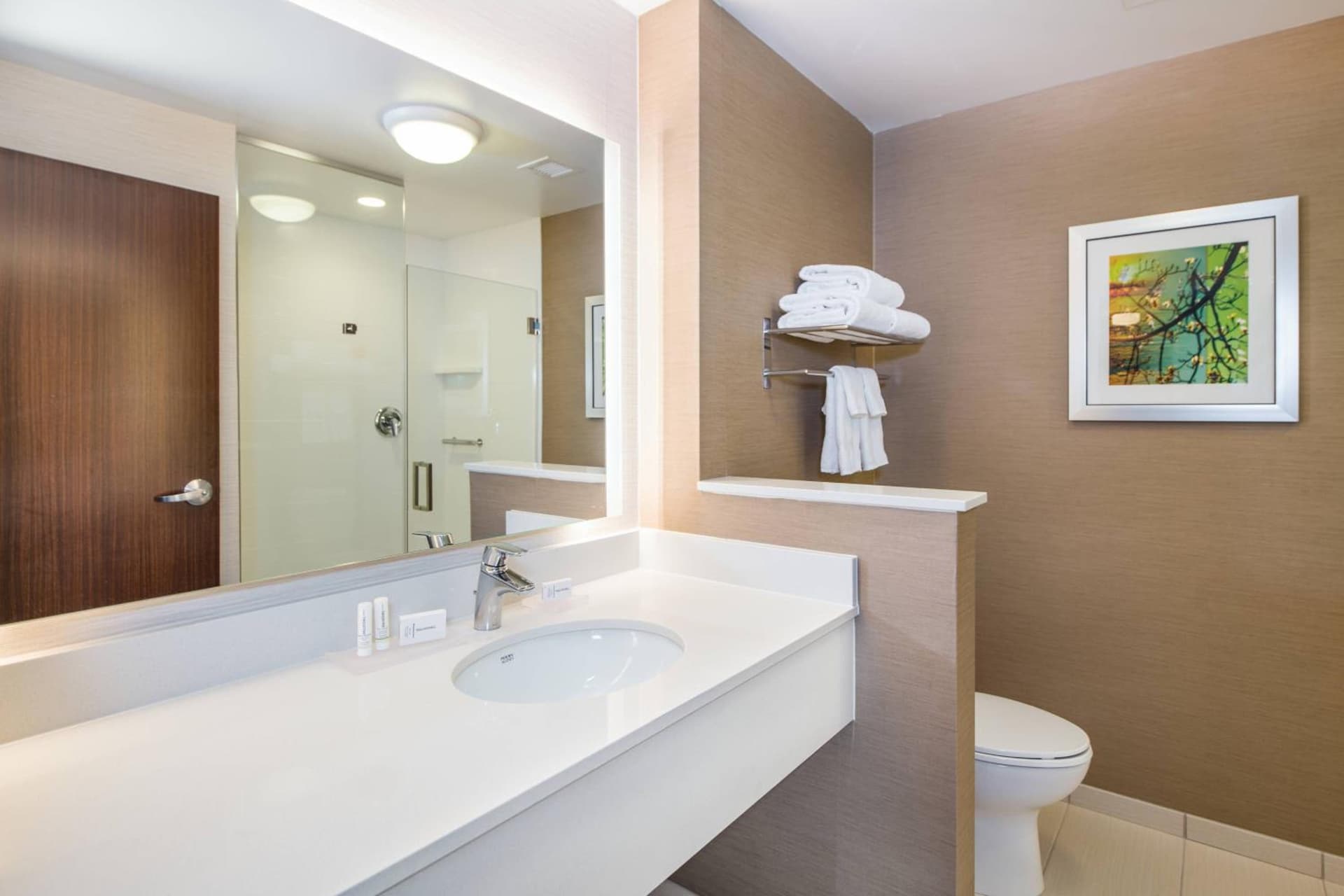 Fairfield by Marriott Inn & Suites Dayton Downtown interior in Dayton, OH — gallery photo 2