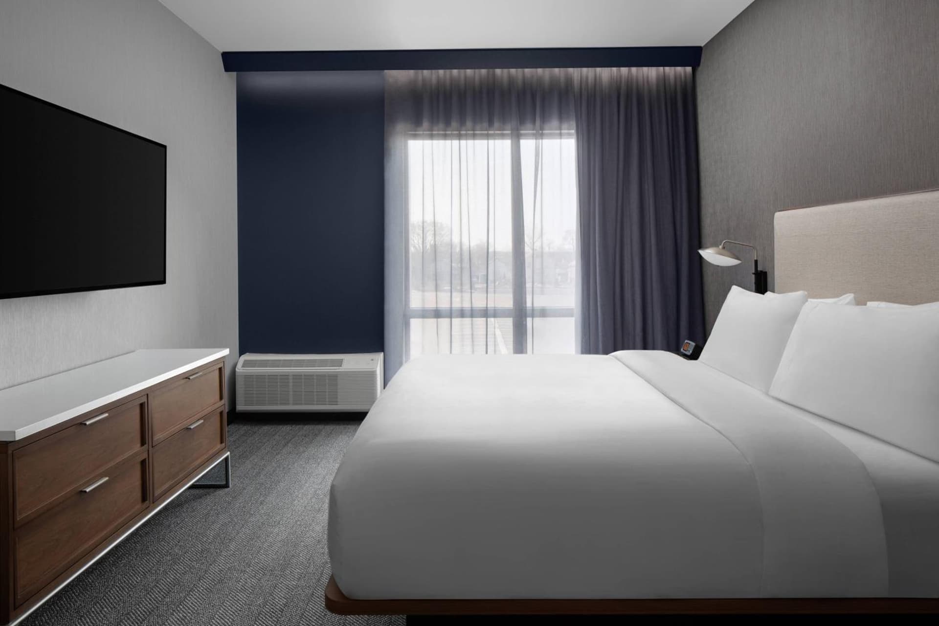 Courtyard by Marriott Lansing Downtown gallery photo in Lansing, MI — image 21