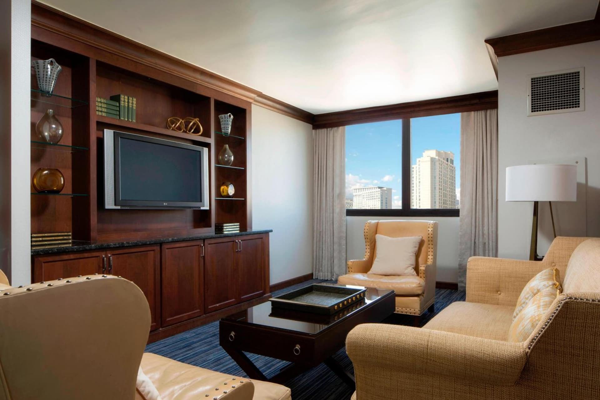 Sheraton Norfolk Waterside Hotel gallery photo in Norfolk, VA — image 22