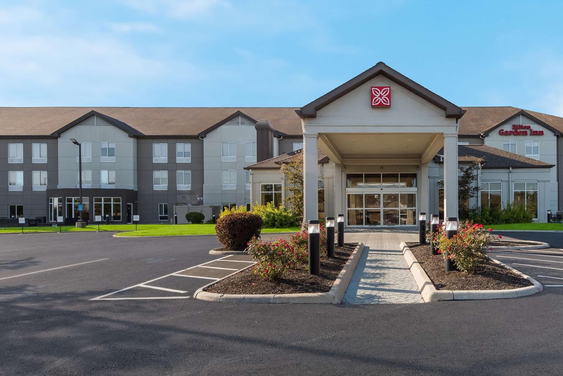 Hilton Garden Inn Columbus/Grove City featured exterior or lobby in Grove City, OH — similar hotel