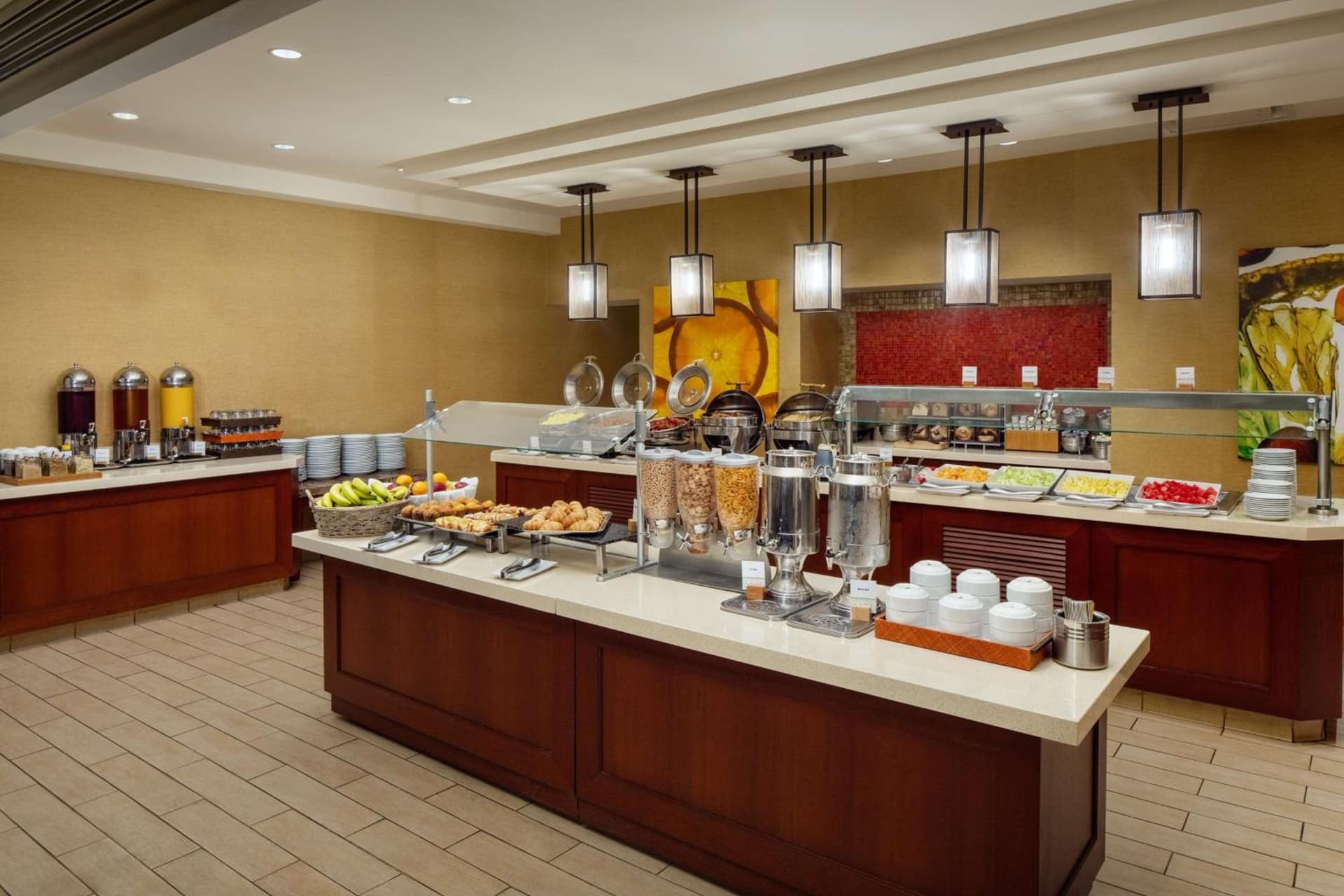 DoubleTree Boston North Shore Danvers gallery photo in Danvers — image 15