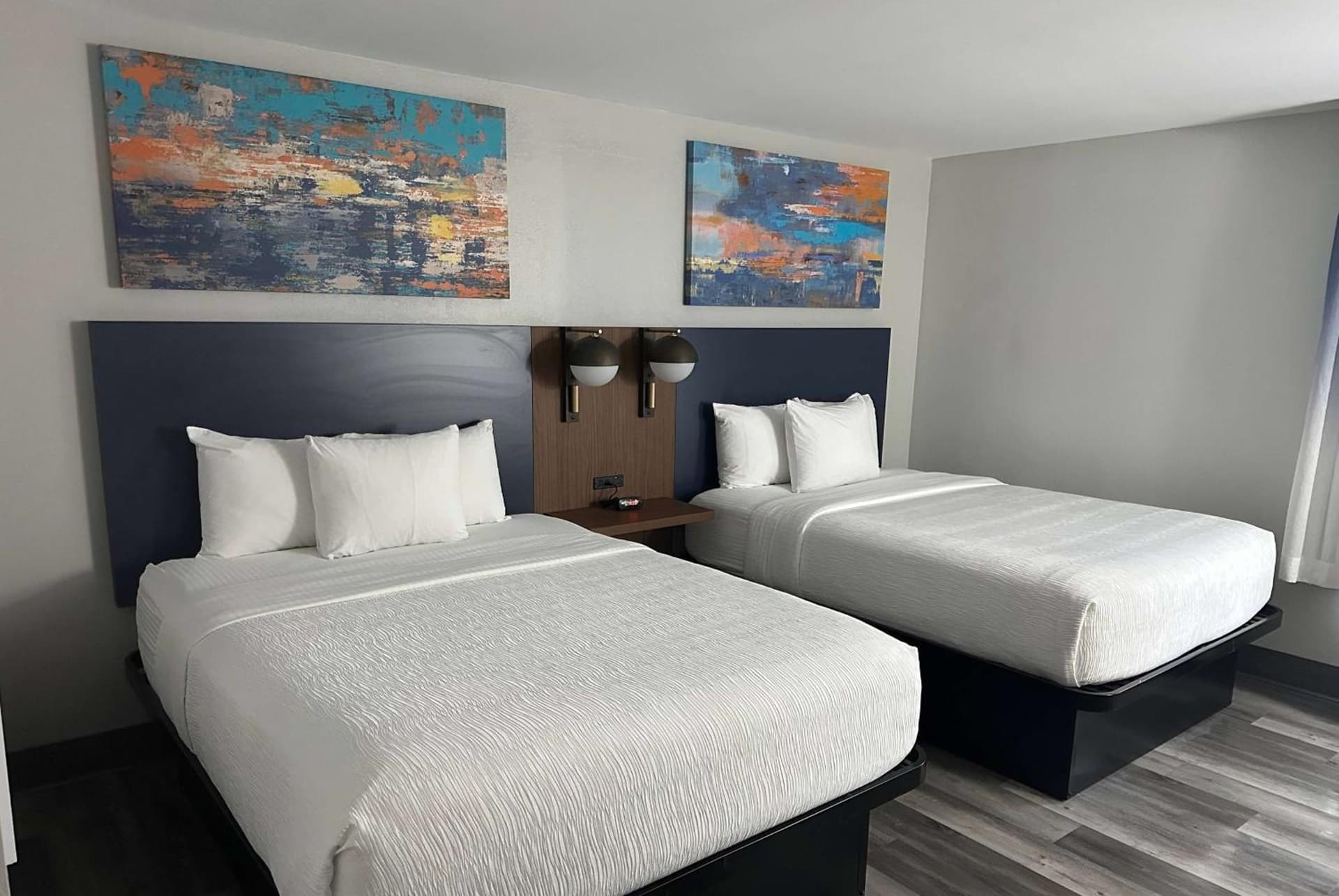 La Quinta by Wyndham Birmingham Homewood gallery photo in Birmingham, AL — image 52