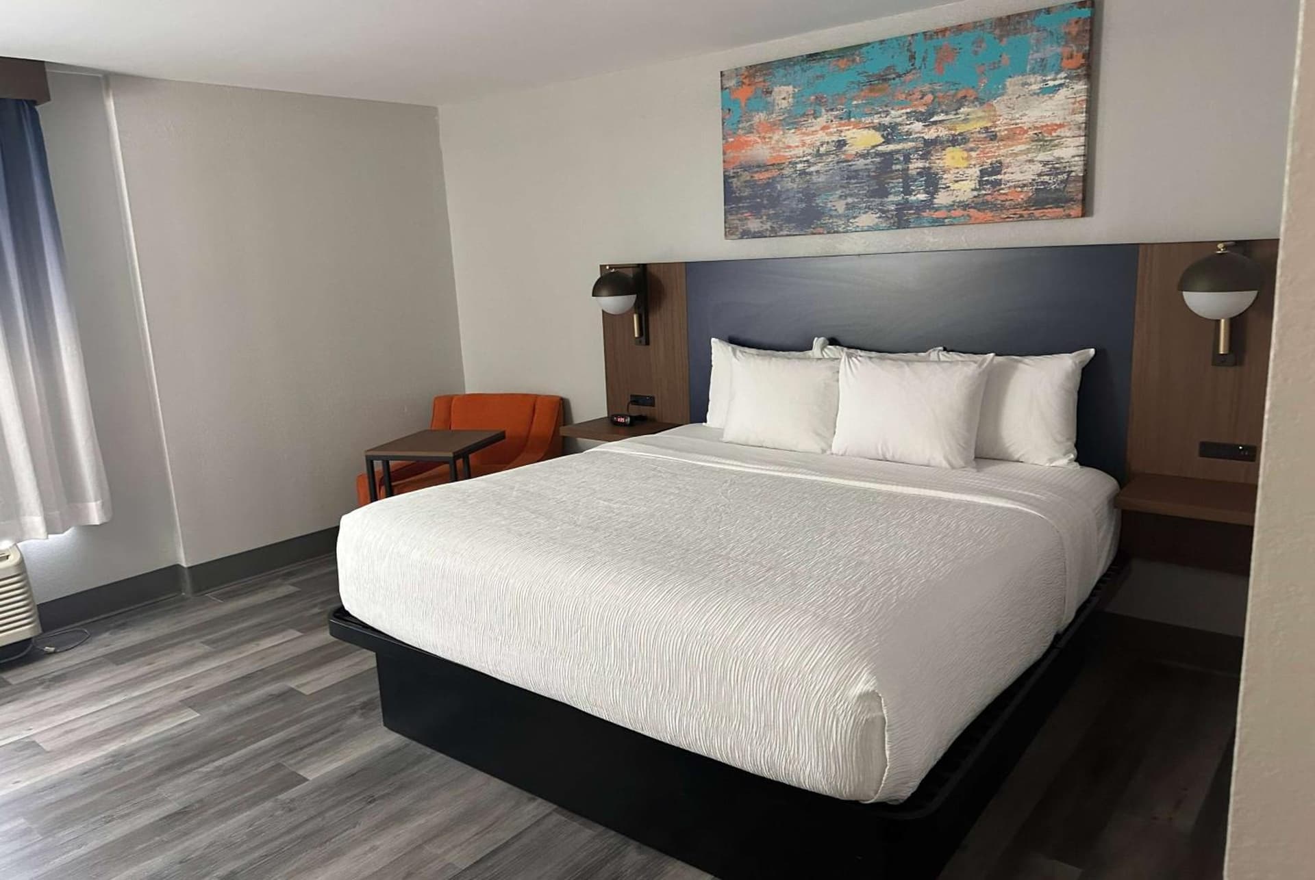 La Quinta by Wyndham Birmingham Homewood interior in Birmingham, AL — gallery photo 2