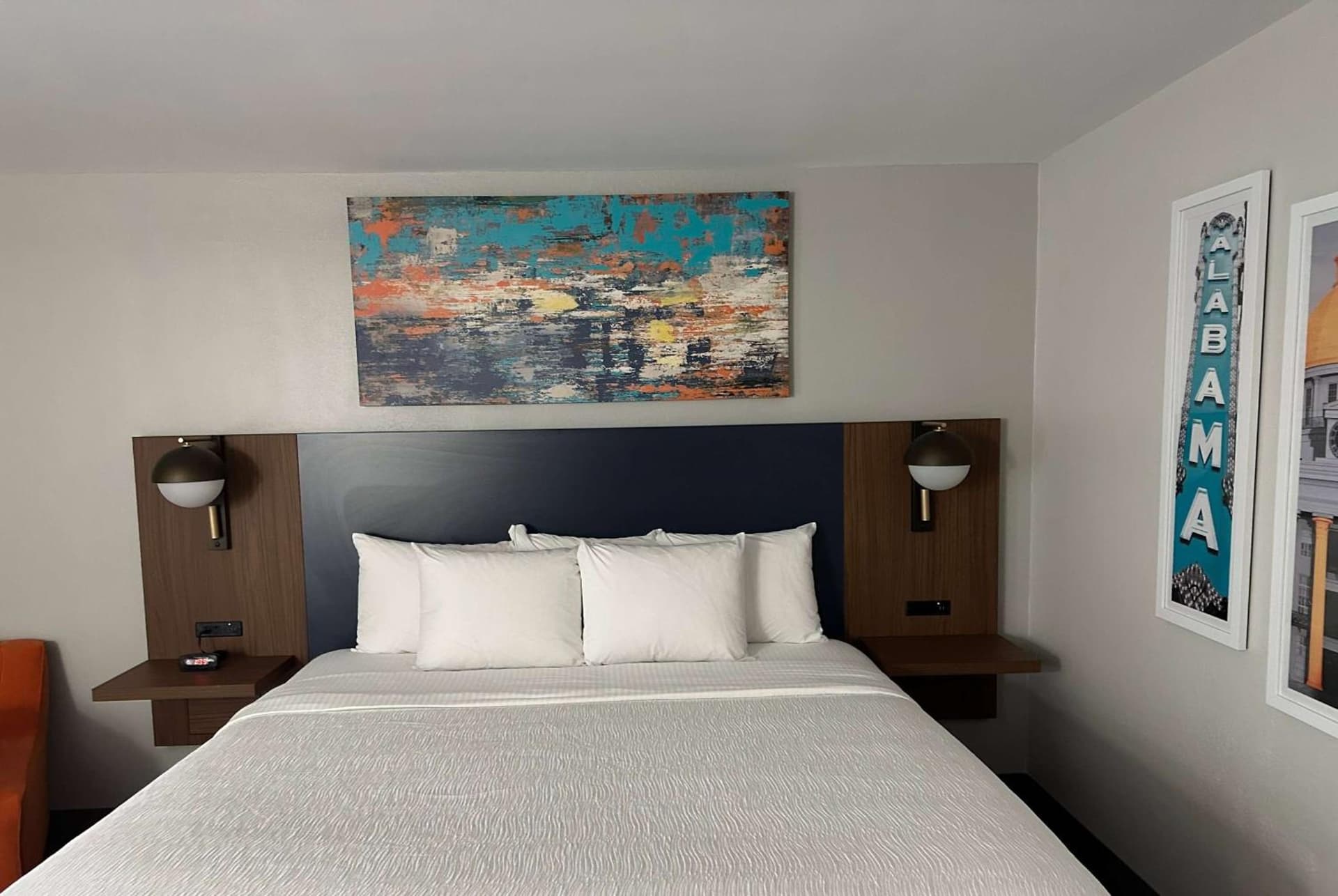La Quinta by Wyndham Birmingham Homewood gallery photo in Birmingham, AL — image 53